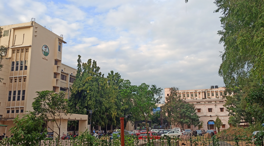 SCB Medical College, Cuttack campus view 8