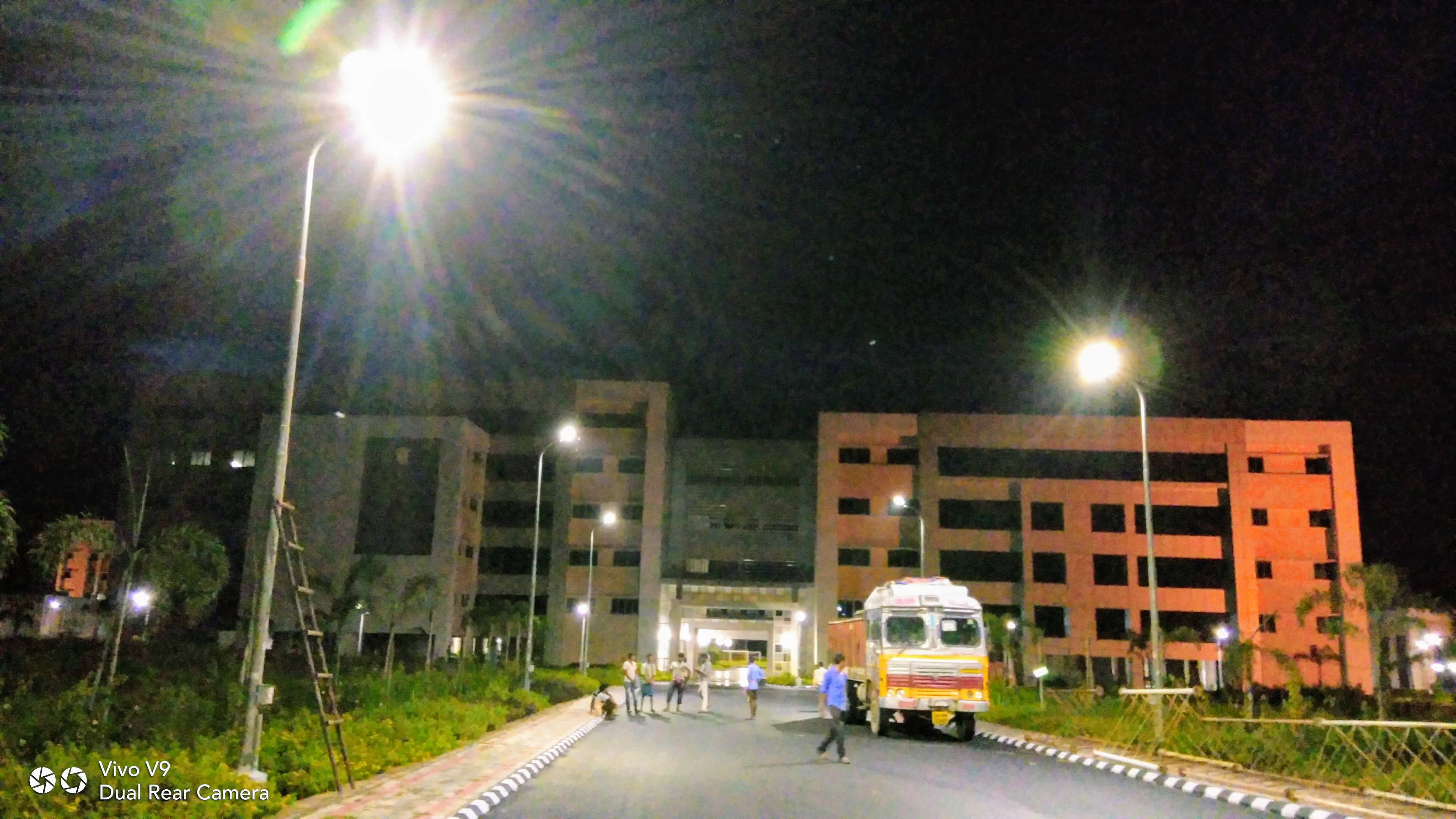 Government Medical College & Hospital (Fakir Mohan Medical College & Hospital), Balasore campus view 3