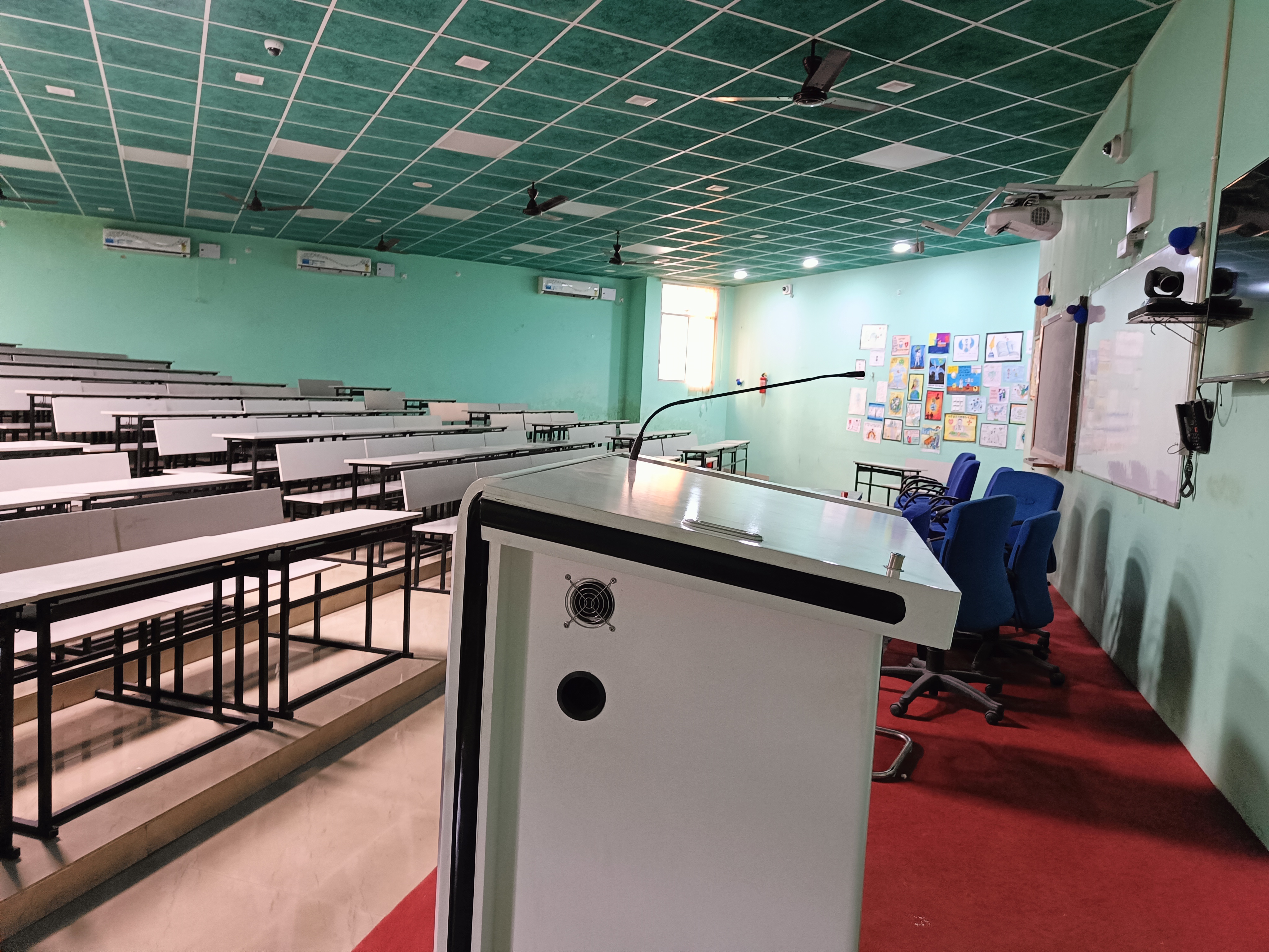 Patliputra Medical College, Dhanbad campus view 1