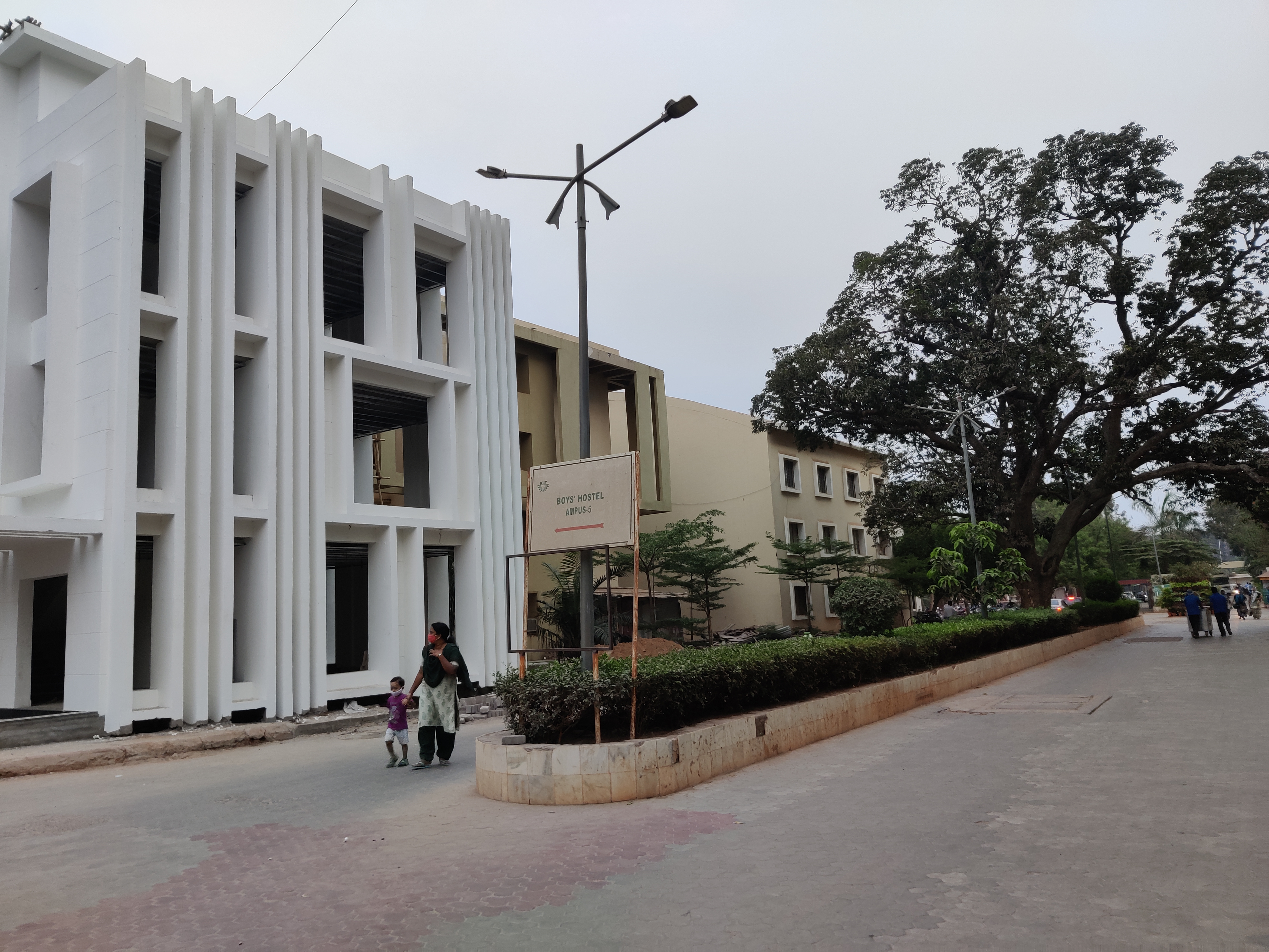 Kalinga Institute of Medical Sciences, Bhubaneswar campus view 11