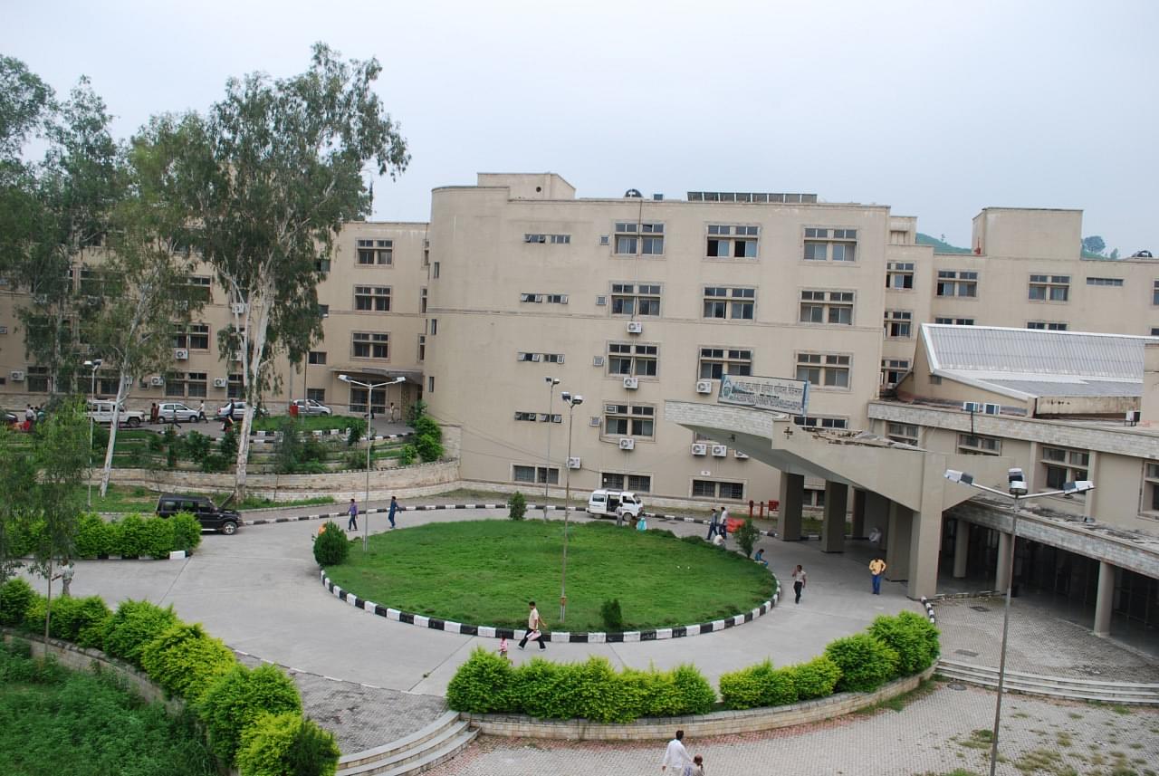 Government Medical College, Patiala campus view 2
