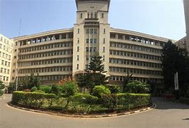 Grant Medical College, Mumbai campus view 5