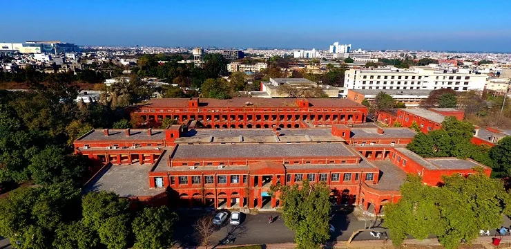 Government Medical College, Amritsar campus view 3