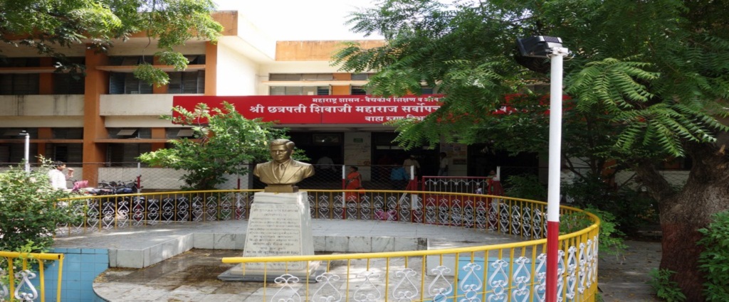 Dr Vaishampayan Memorial Medical College, Solapur
 campus view 5