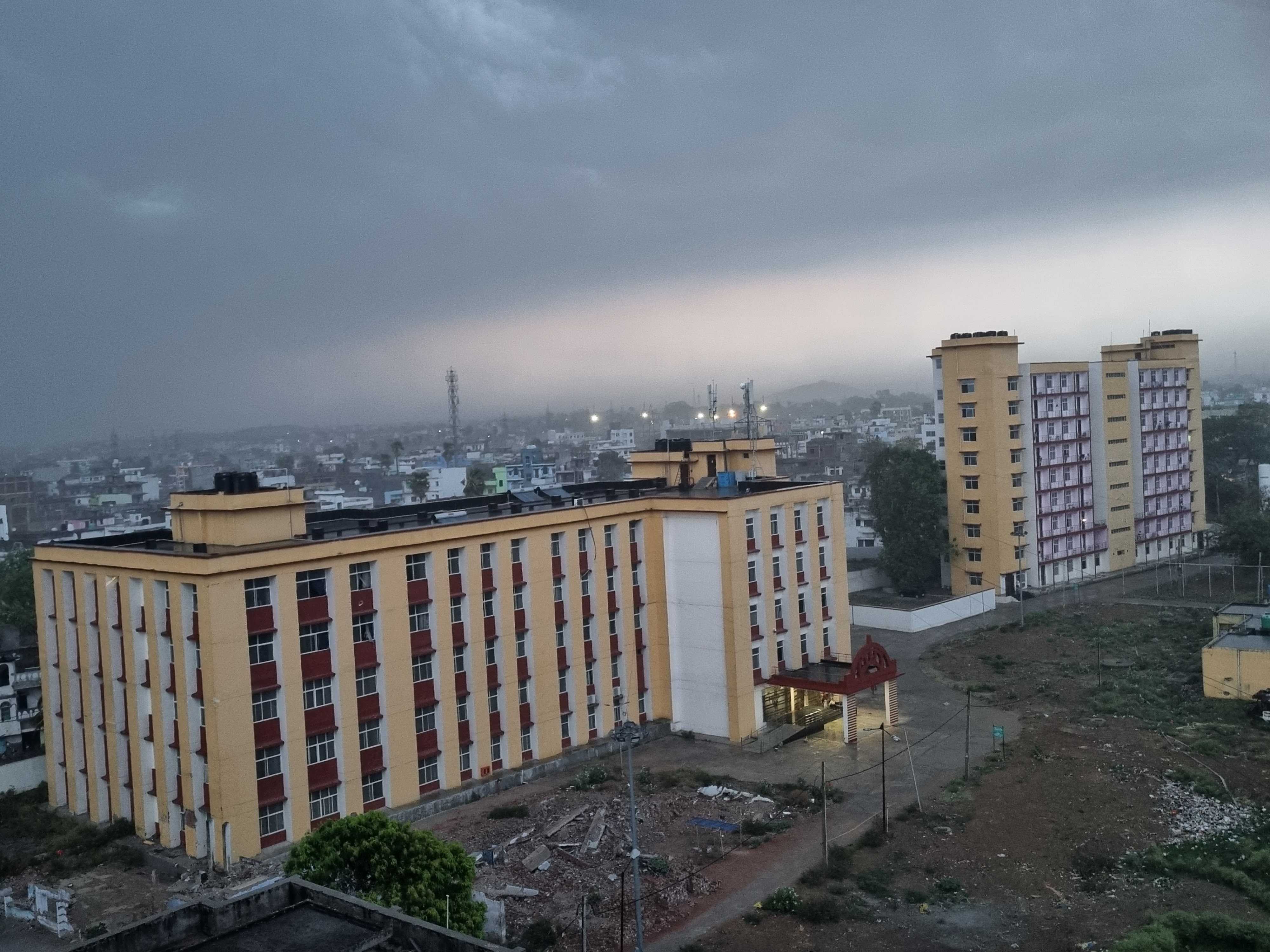 Anugrah Narayan Magadh Medical Colle, Gaya campus view 4