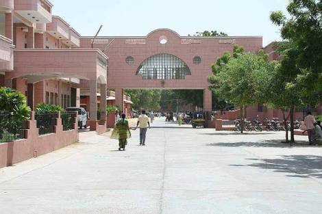 Sardar Patel Medical College, Bikaner
 campus view 4