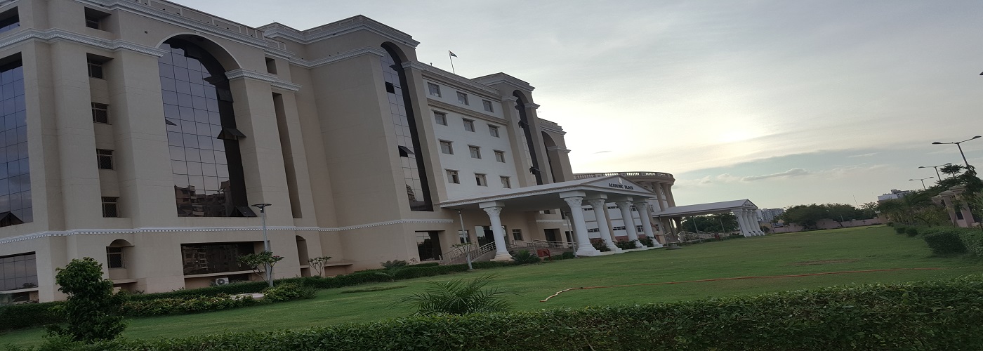 RUHS College of Medical Sciences, Jaipur
 campus view 4