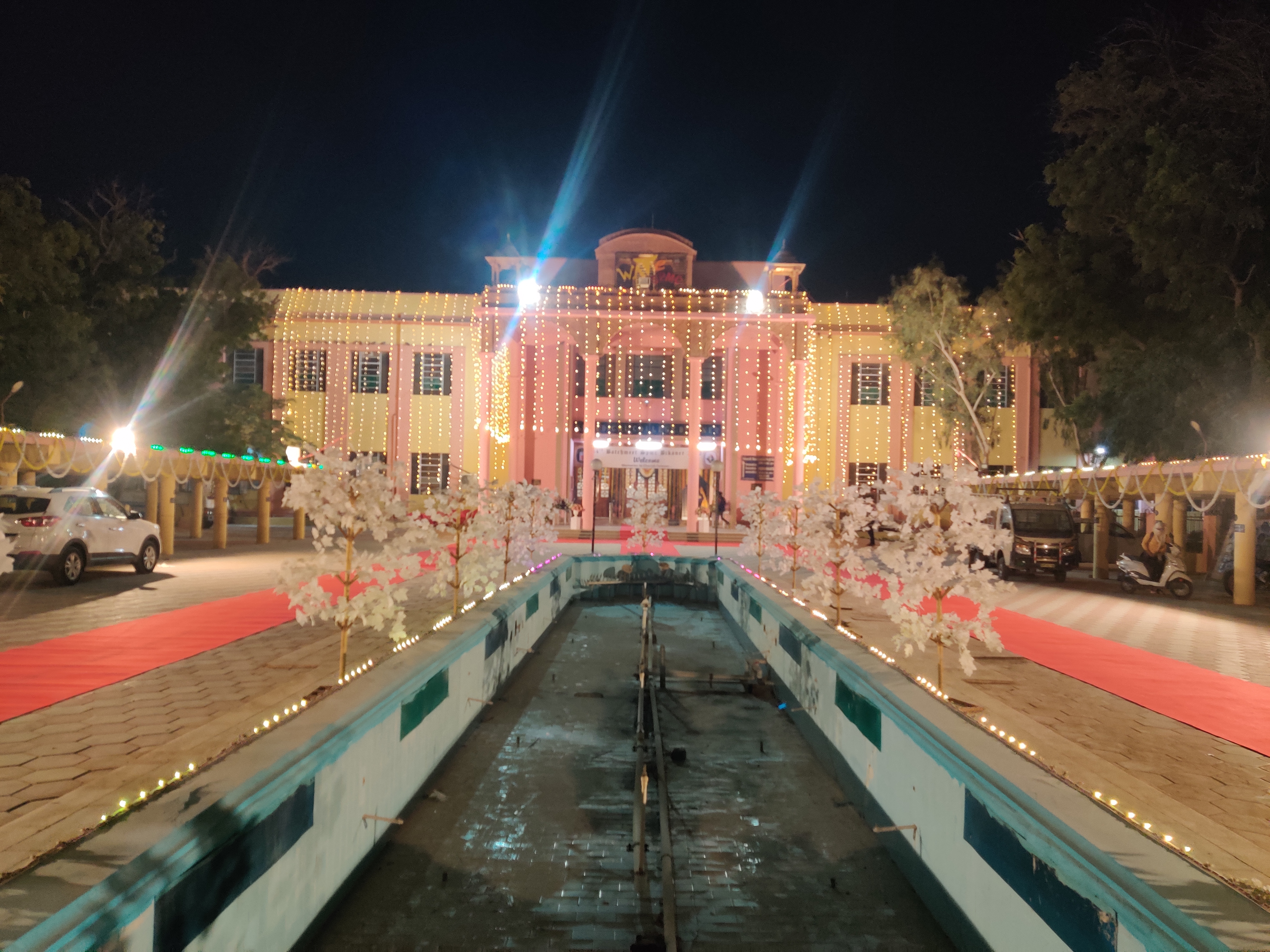 Sardar Patel Medical College, Bikaner
 campus view 9