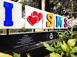 SMS Medical College, Jaipur
campus view 10