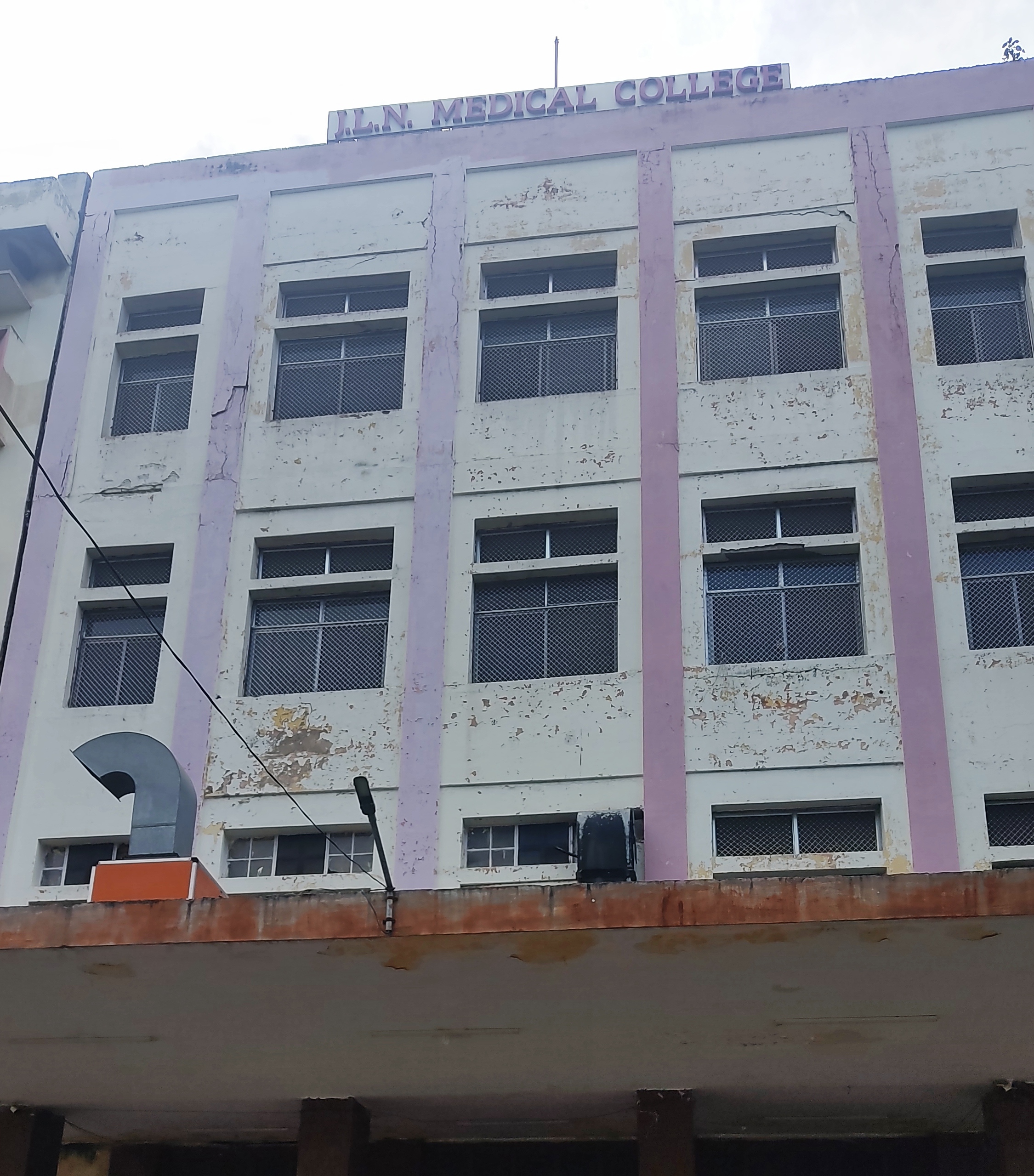 Jawaharlal Nehru Medical College, Ajmer
 campus view 8