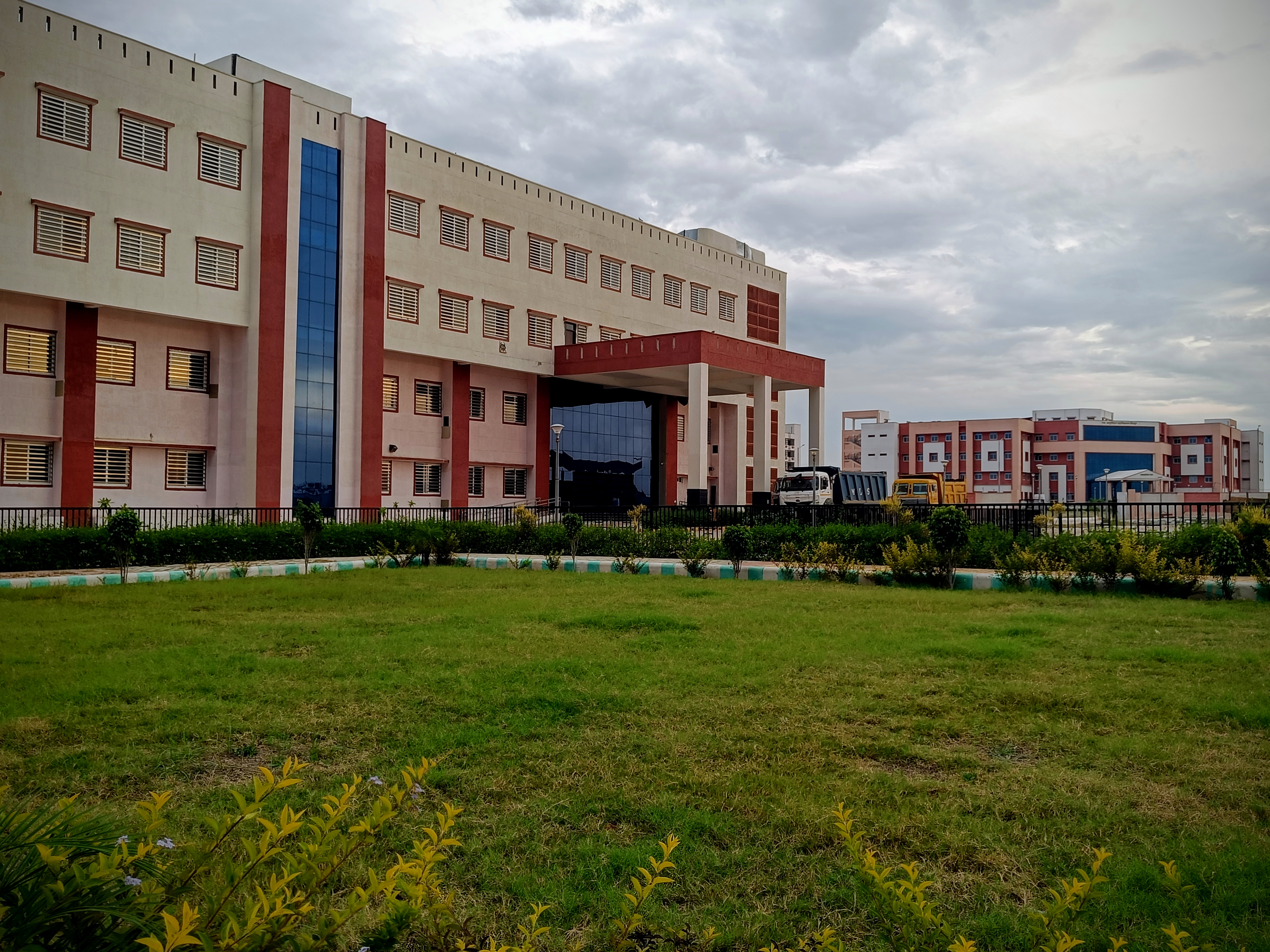 Government Medical College, Dholpur
 campus view 14