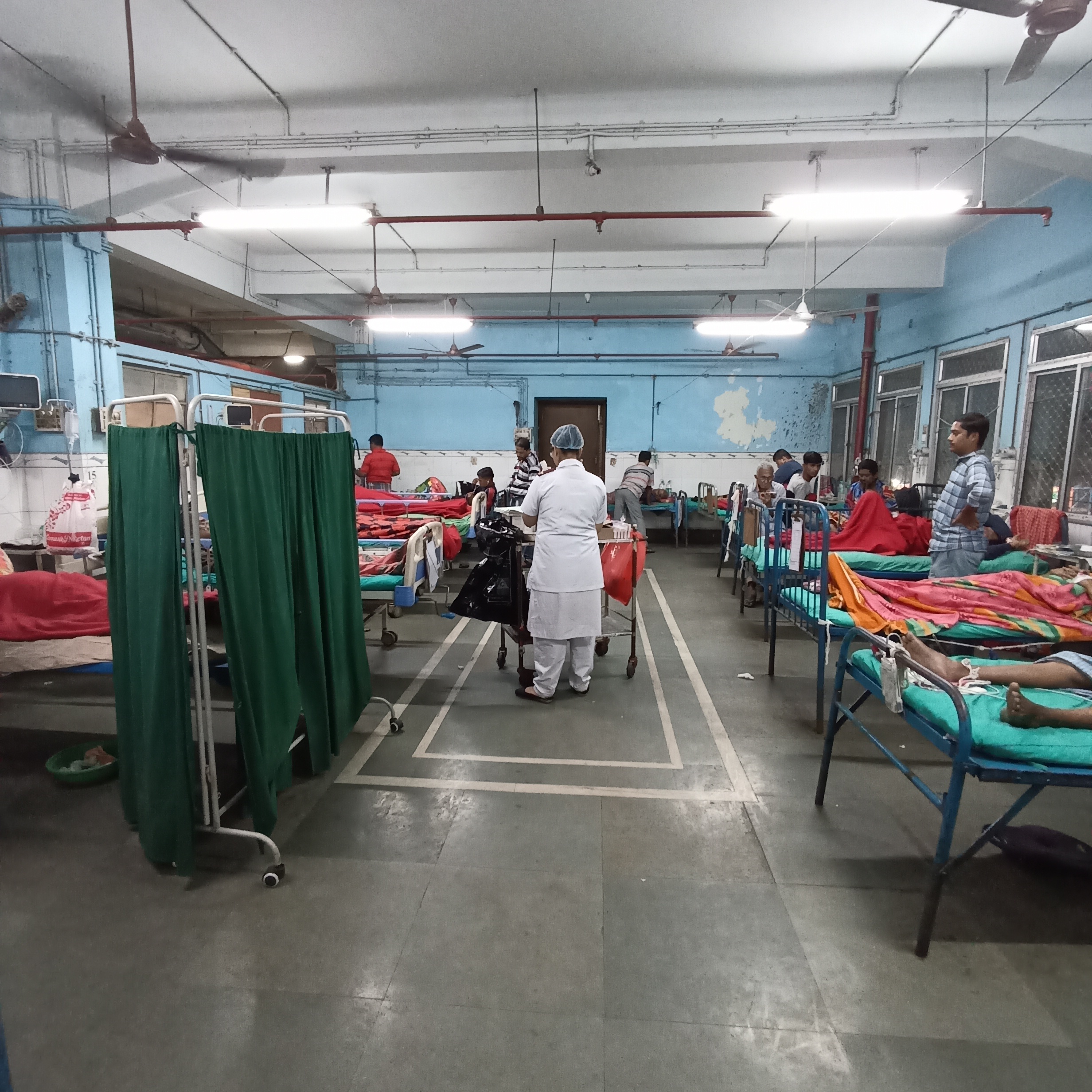 Nilratan Sircar Medical College, Kolkata campus view 2