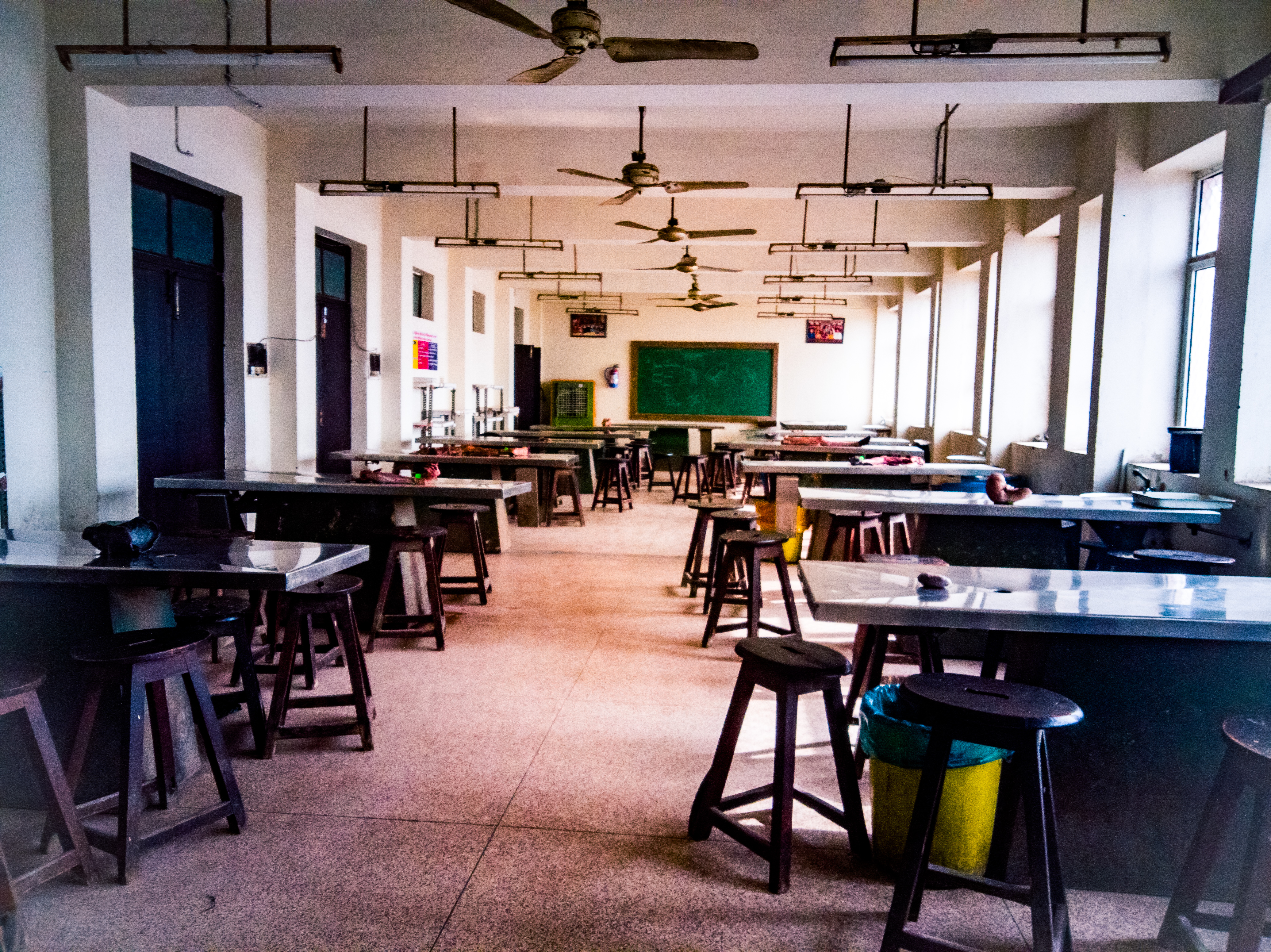 S N Medical College, Agra
 campus view 6