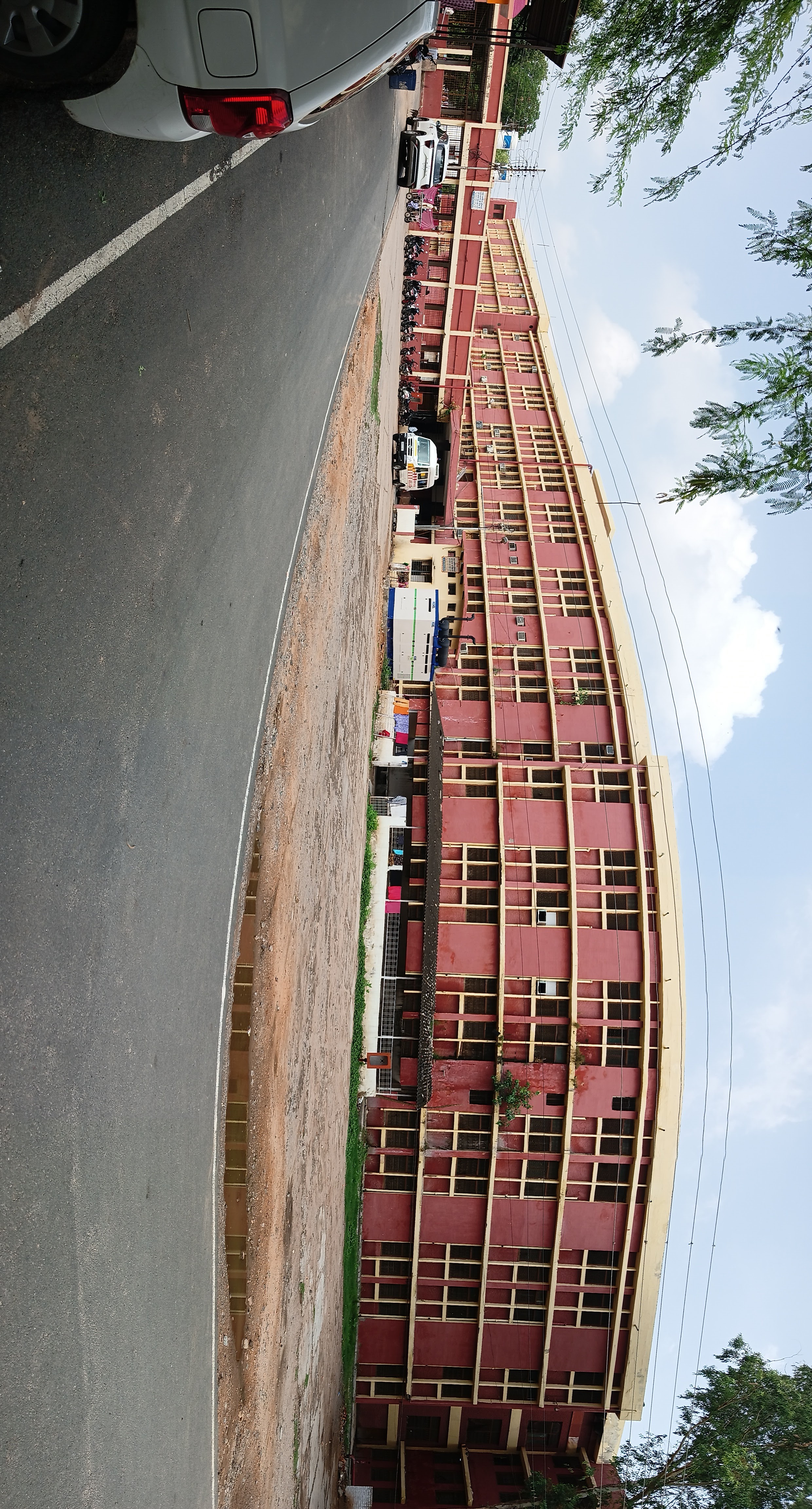 Maharani Laxmi Bai Medical College, Jhansi
 campus view 9