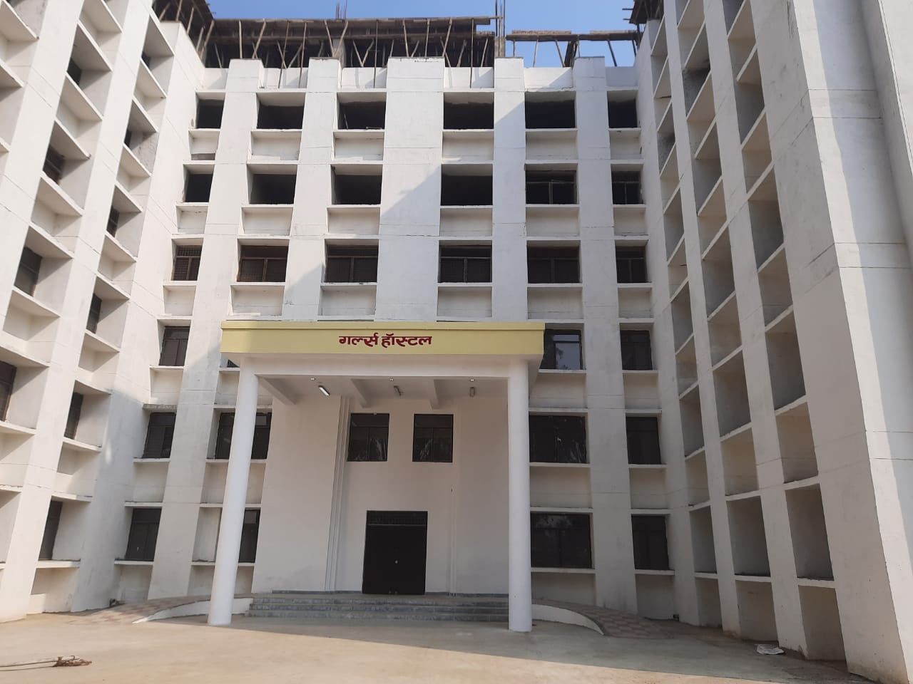 Autonomous State Medical College, Ghazipur
campus view 4