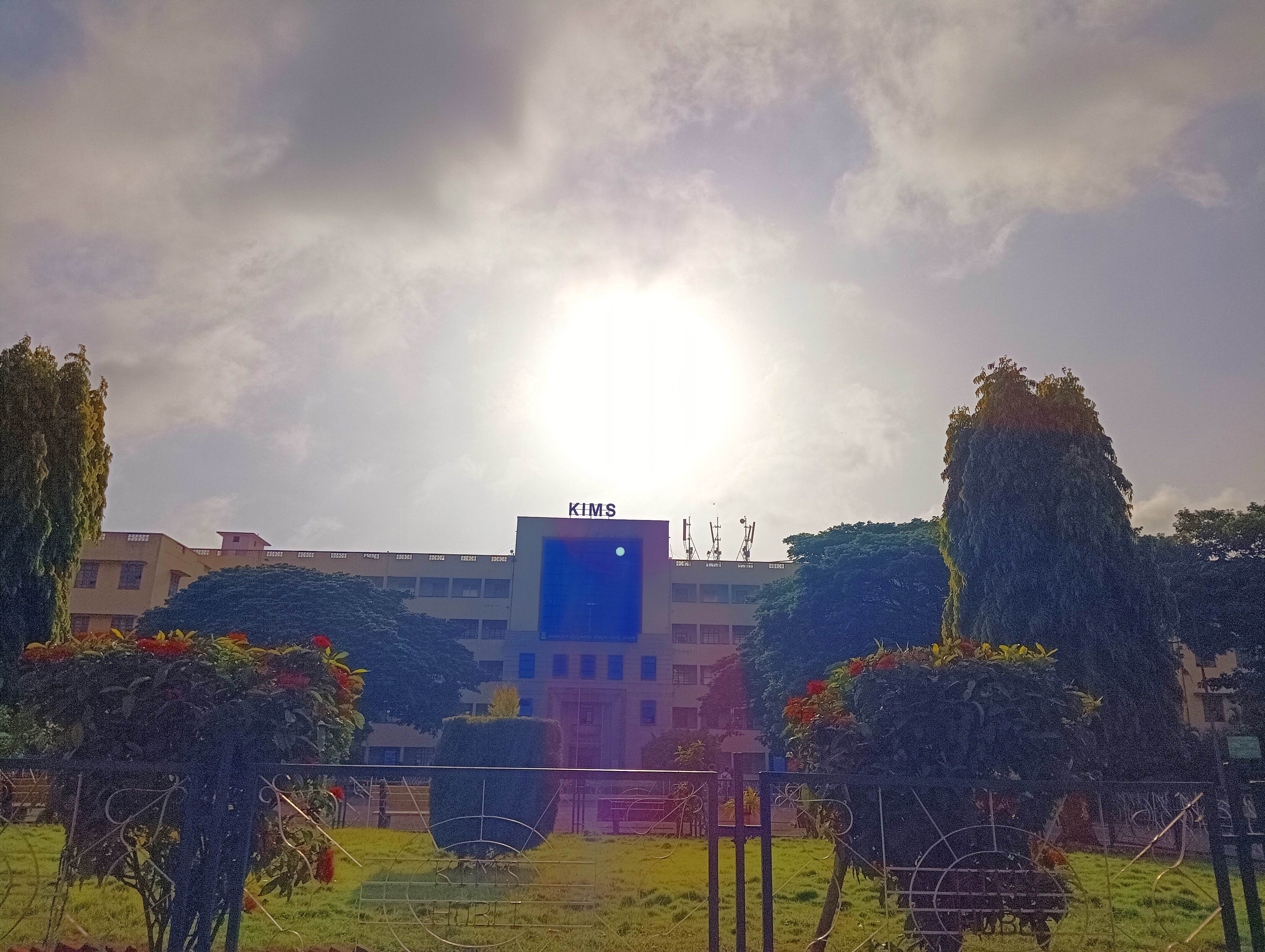 Karnataka Institute of Medical Sciences, Hubballi
 campus view 9