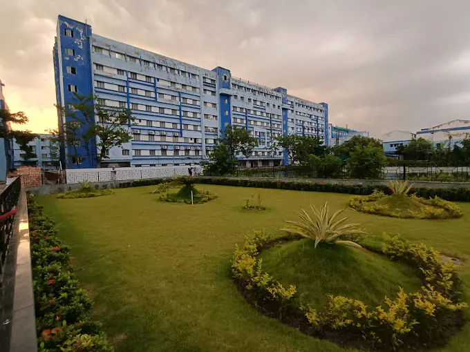 College of Medicine and Sagore Dutta Hospital, Kolkata campus view 3