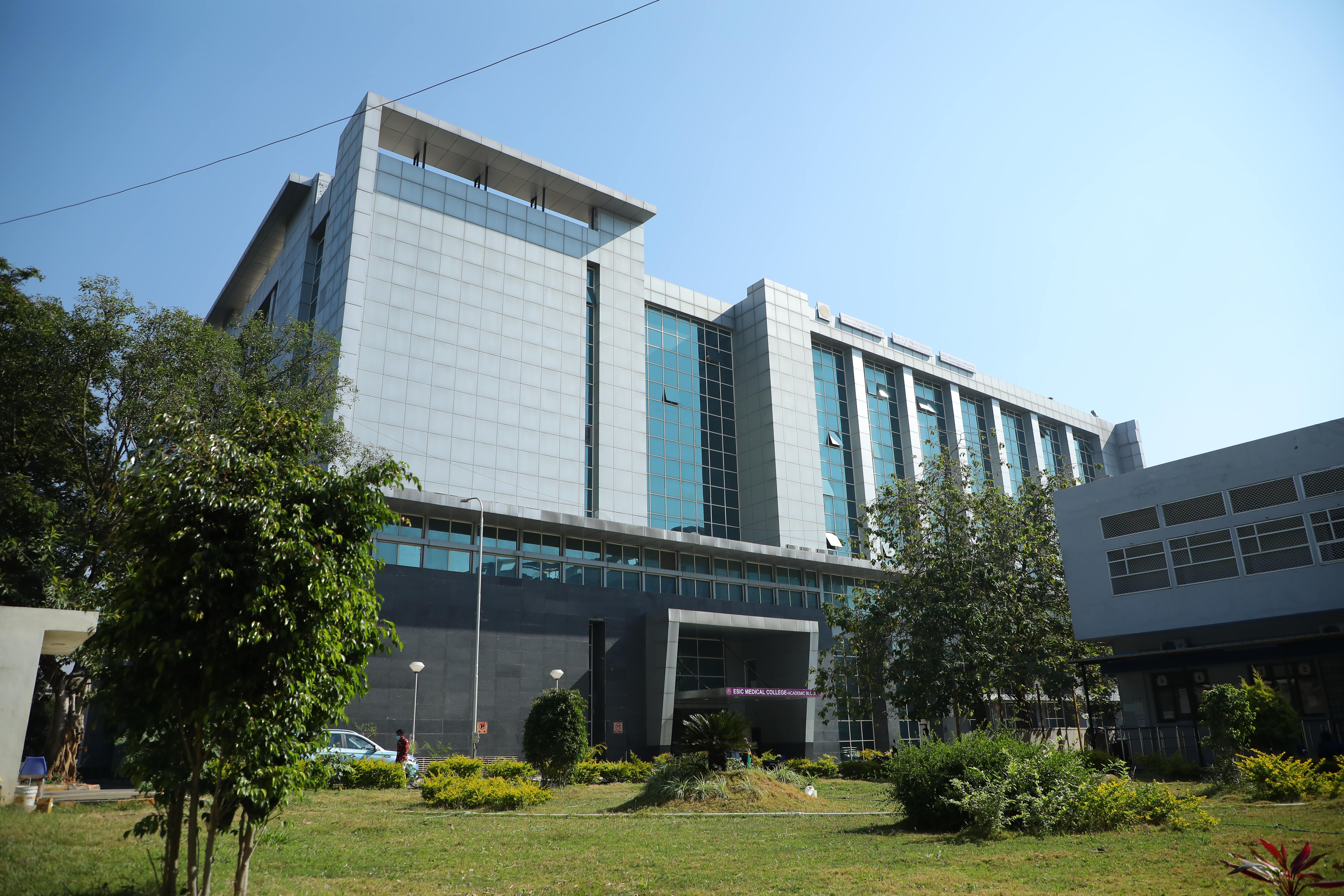 Employees State Insurance Corporation Medical College, Bangalore

 campus view 4