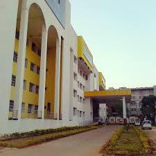 Hassan Institute of Medical Sciences, Hassan

 campus view 1