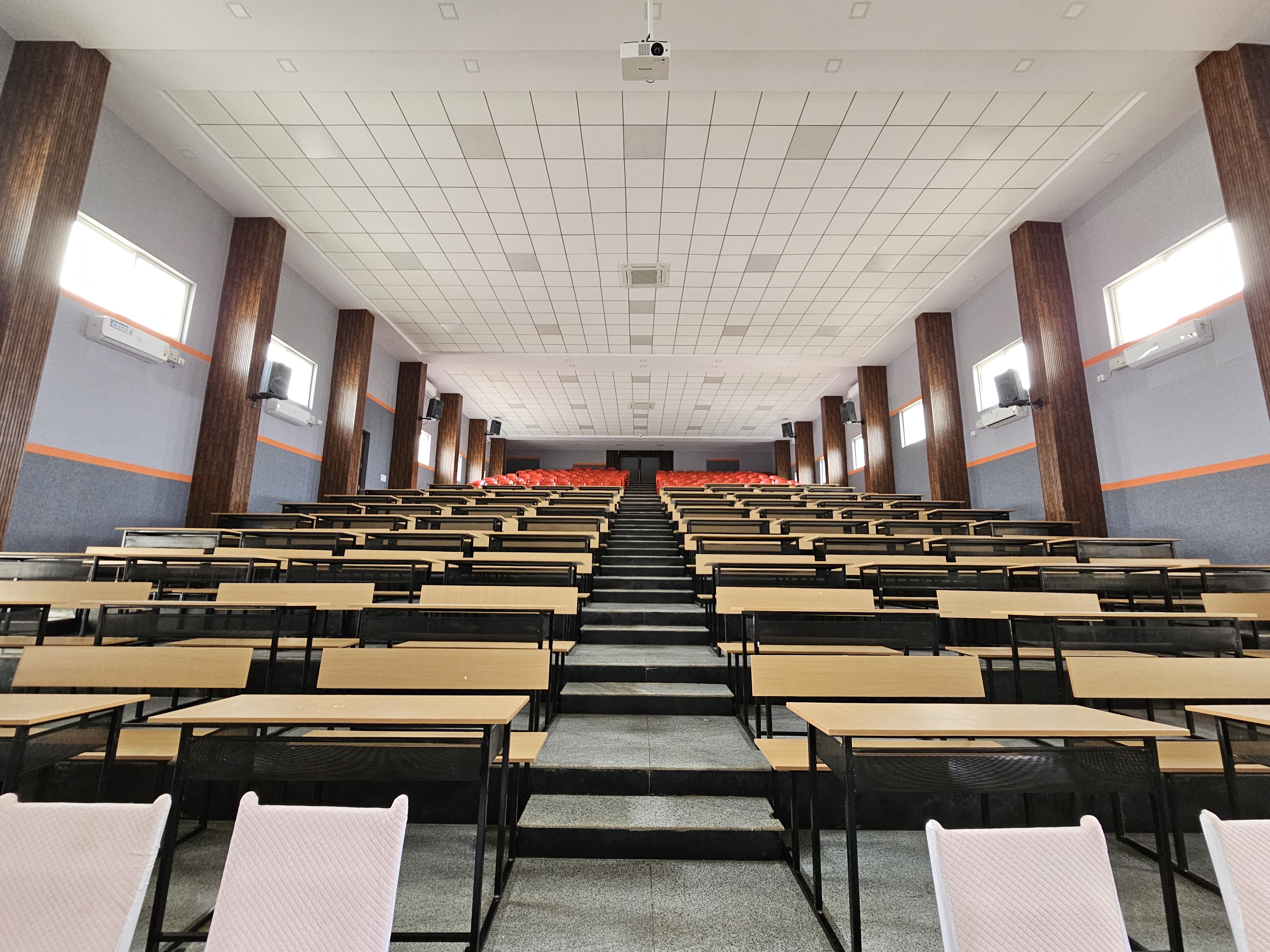 Shimoga Institute of Medical Sciences,Shimoga
campus view 12