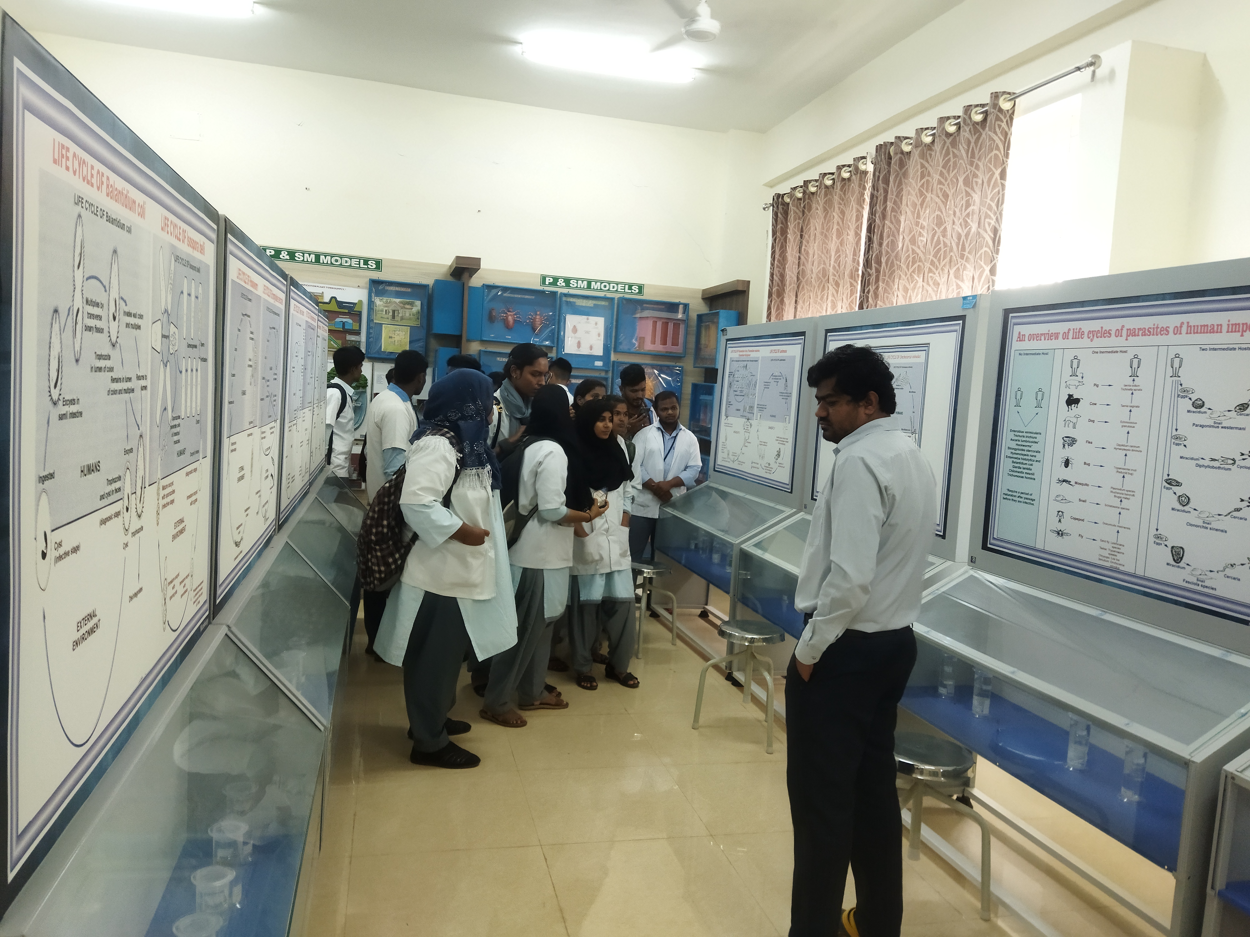 Gadag Institute of Medical Sciences, Mallasamudra, Mulgund Road, Gadag

 campus view 11