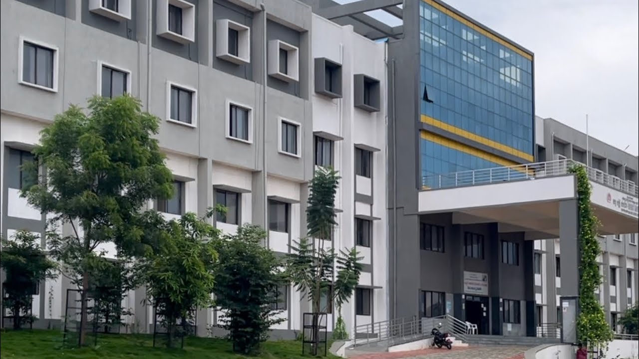 Yadgiri Institute of Medical Sciences, Yadgiri
campus view 4