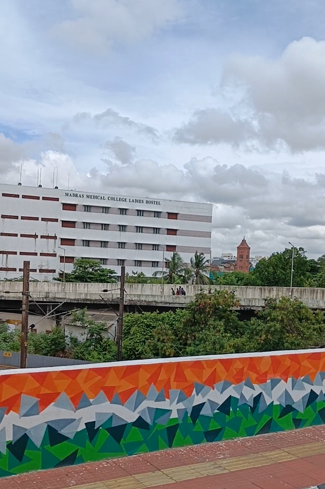 Madras Medical College, Chennai

 campus view 3