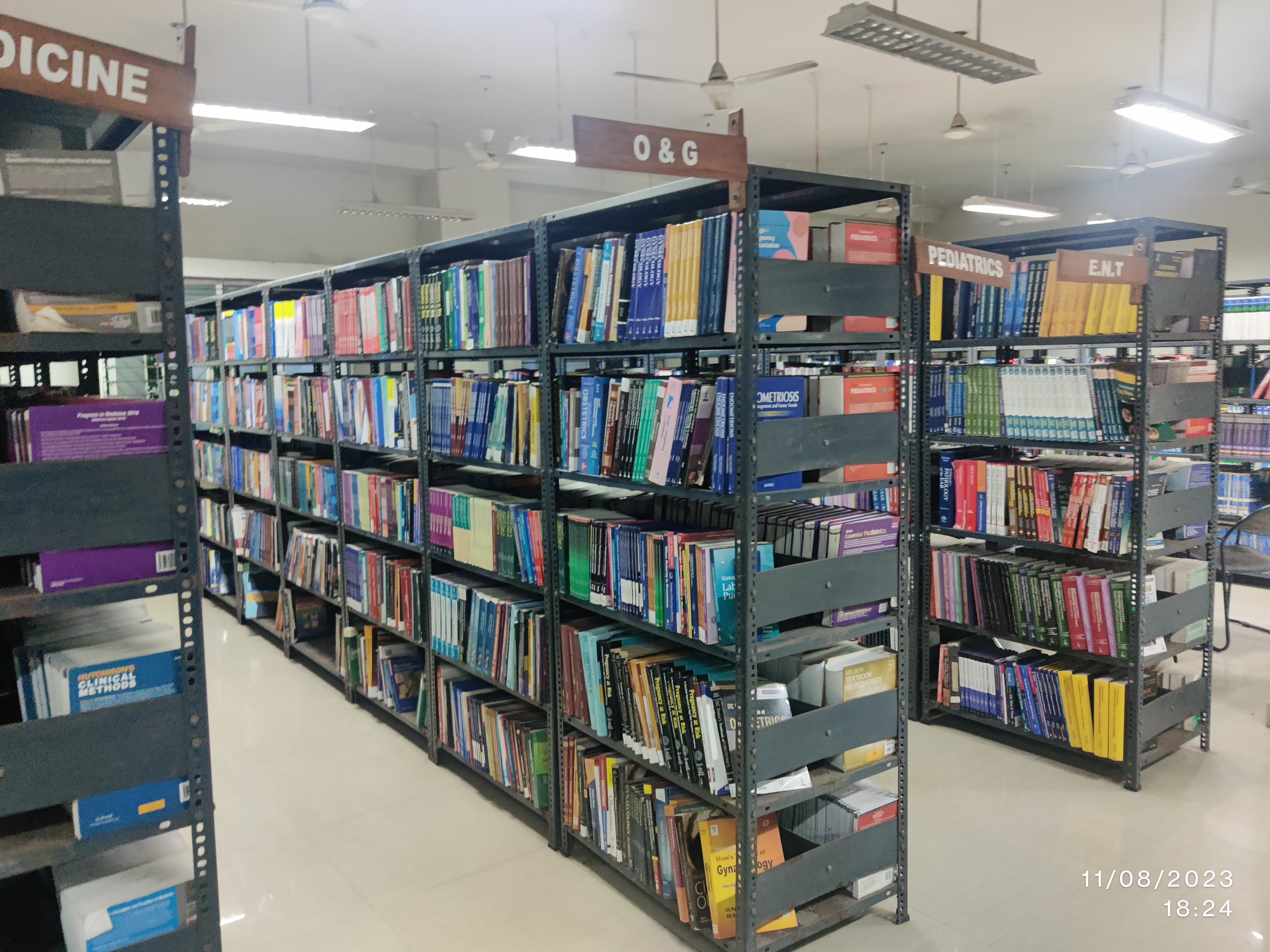 Madras Medical College, Chennai

 campus view 5