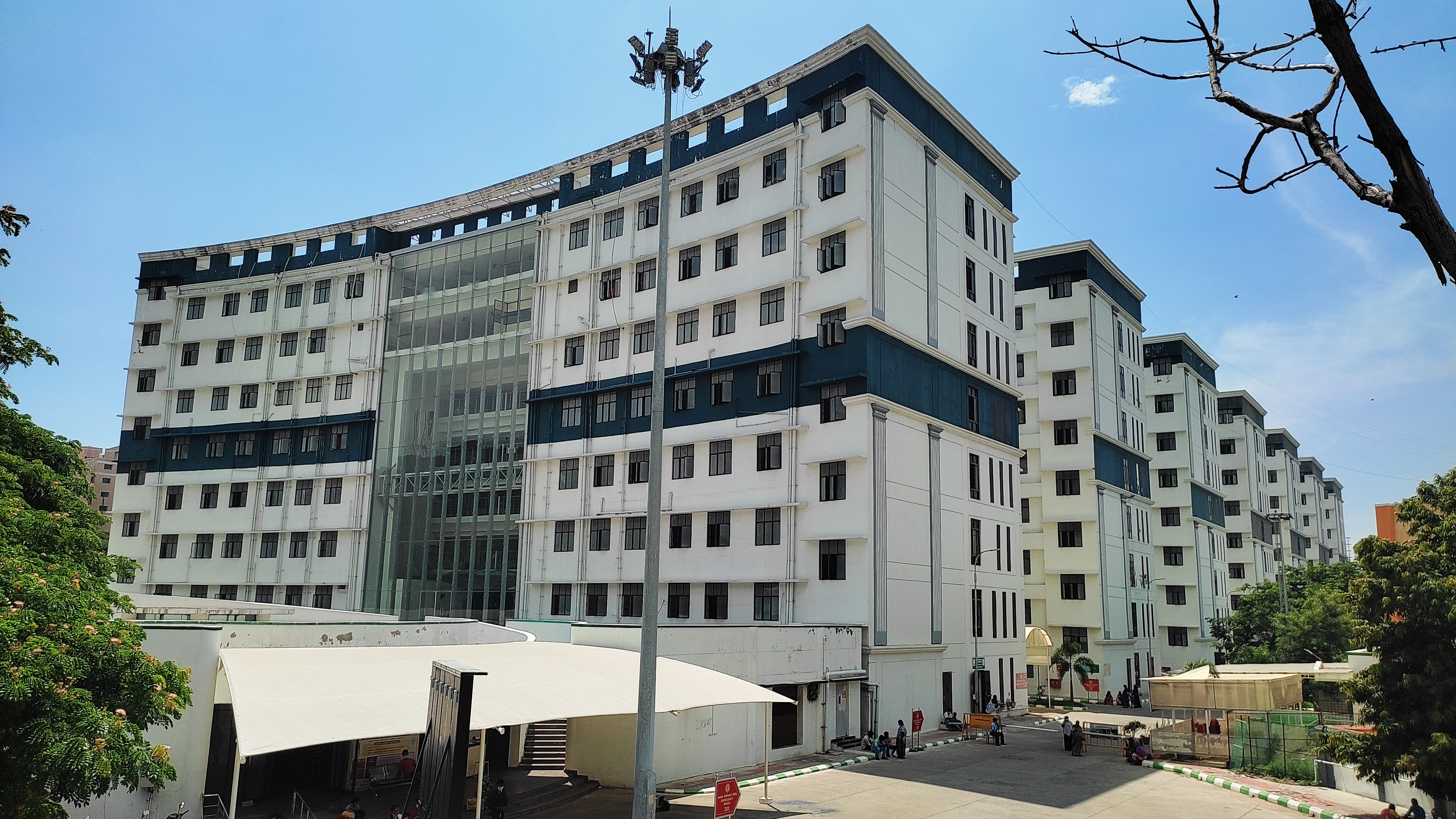 Government Medical College, Omandurar

 campus view 11