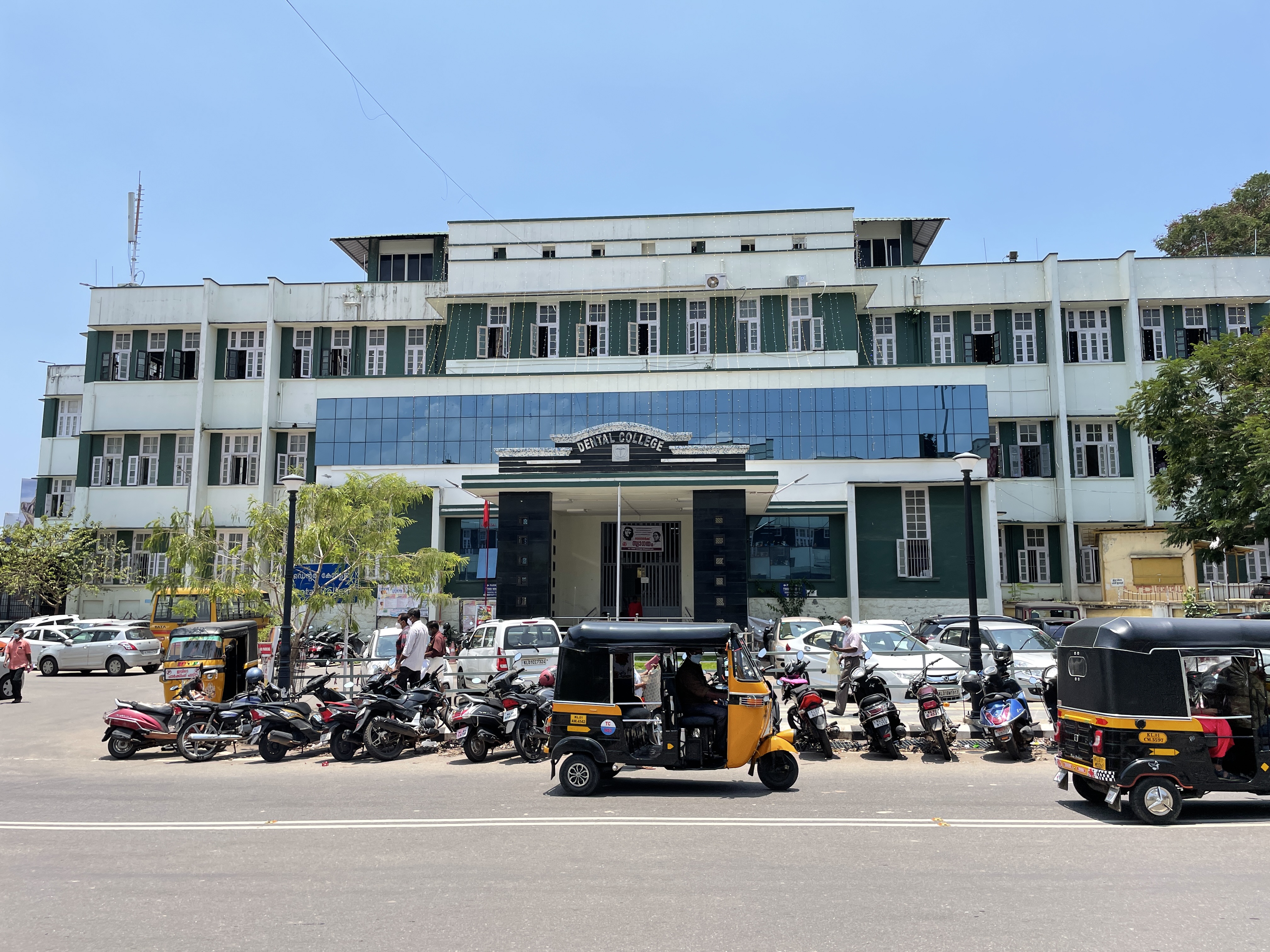 Medical College, Thiruvananthapuram

 campus view 12