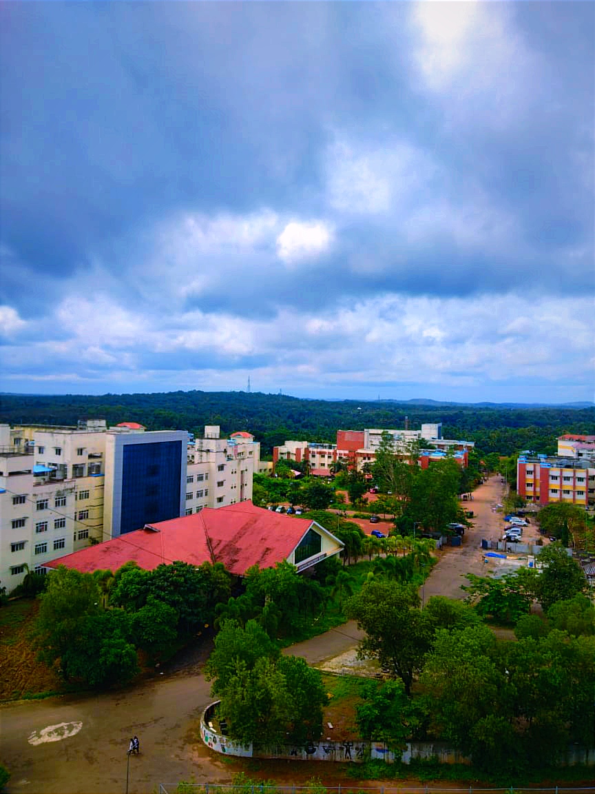 Government Medical College, Kollam

 campus view 1