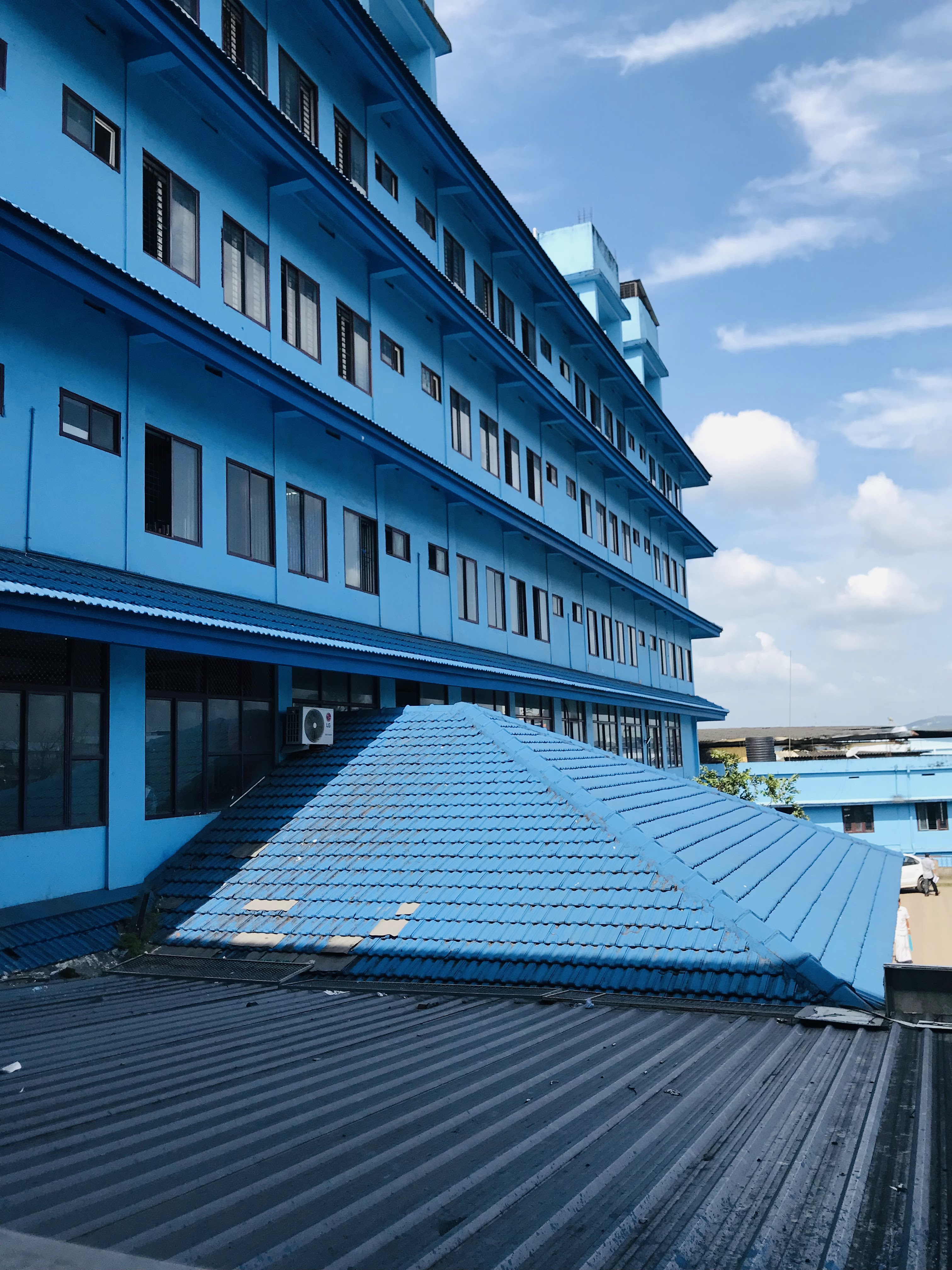 Government Medical College, Manjeri

 campus