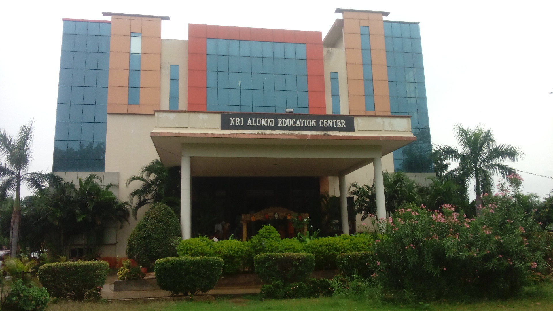 Kakatiya Medical College, Wrangal

 campus view 9