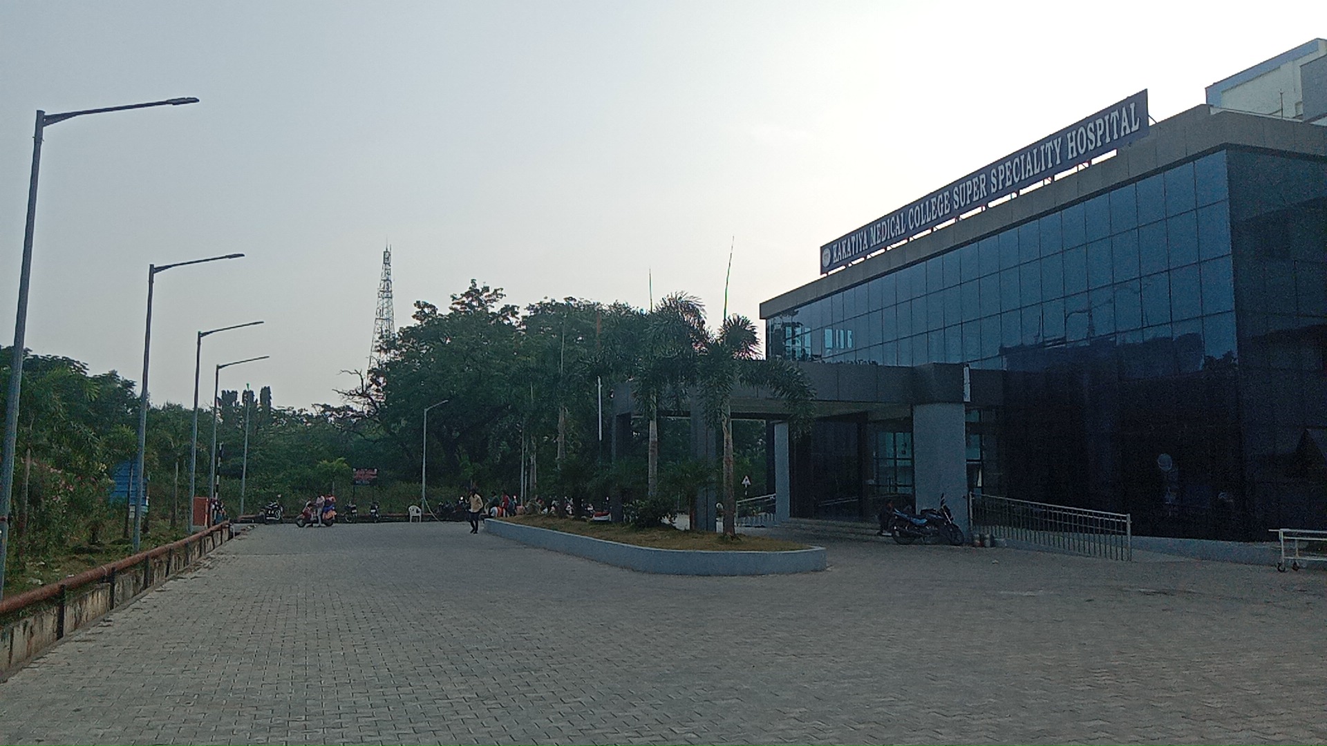 Kakatiya Medical College, Wrangal

 campus view 12