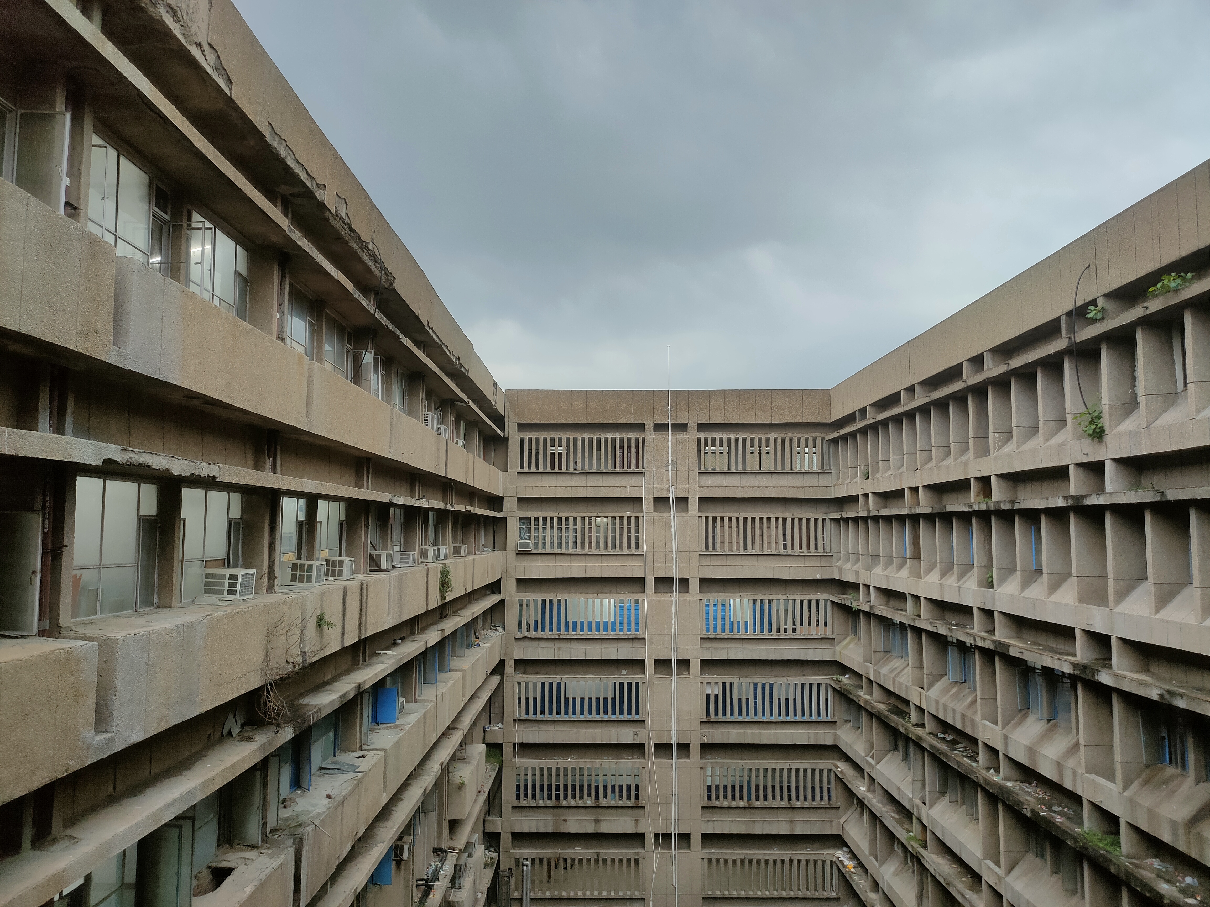Government Medical College, Jammu campus view 7