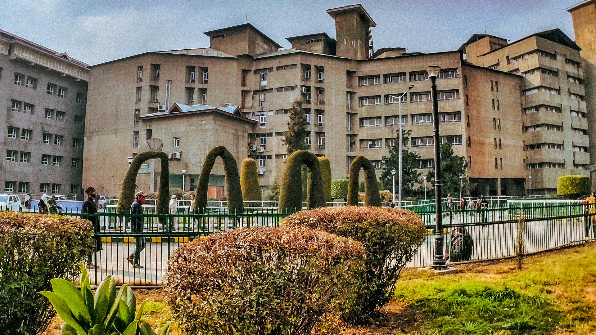 Sher-I-Kashmir Instt. Of Medical Sciences, Srinagar campus