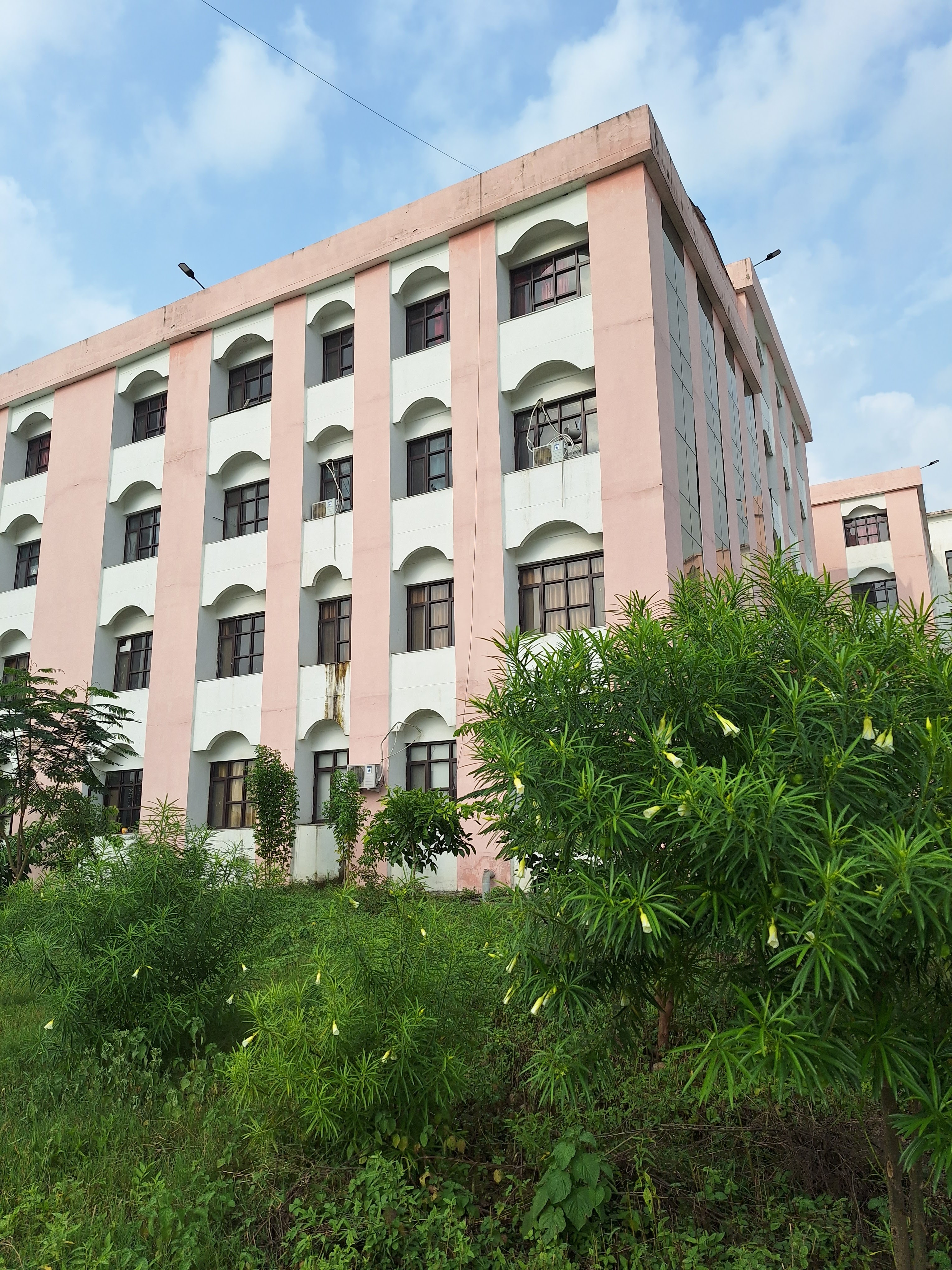 Government Medical College, Kathua campus view 8