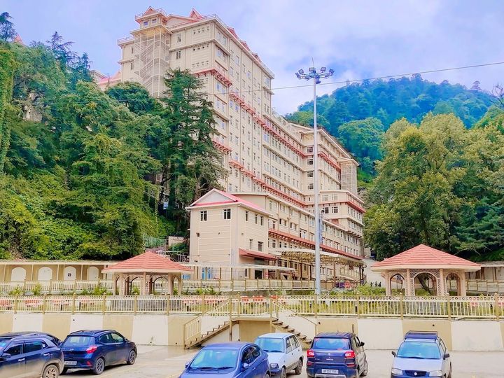 Indira Gandhi Medical College, Shimla campus view 4