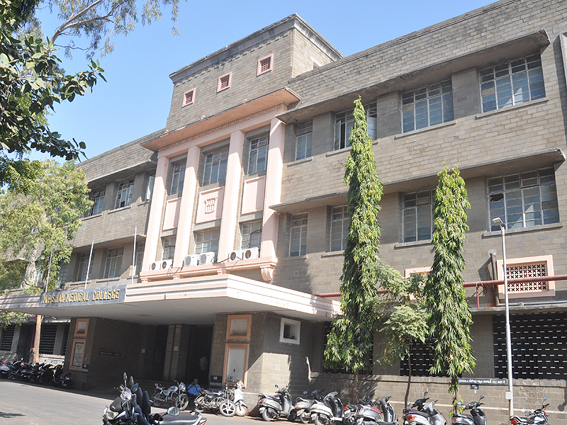 MP Shah Medical College,Jamnagar campus view 8