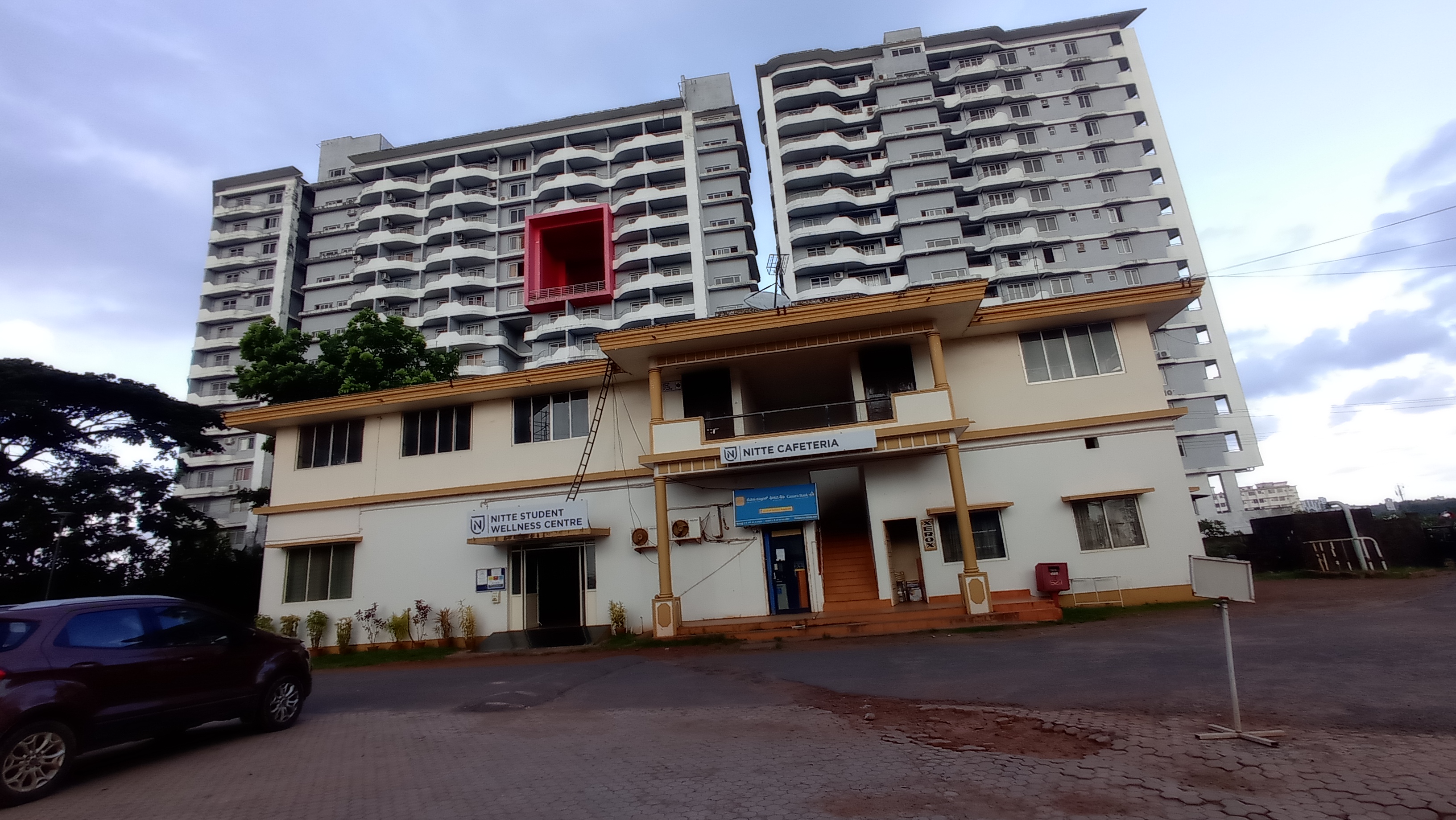 K S Hegde Medical Academy, Mangalore campus view 1