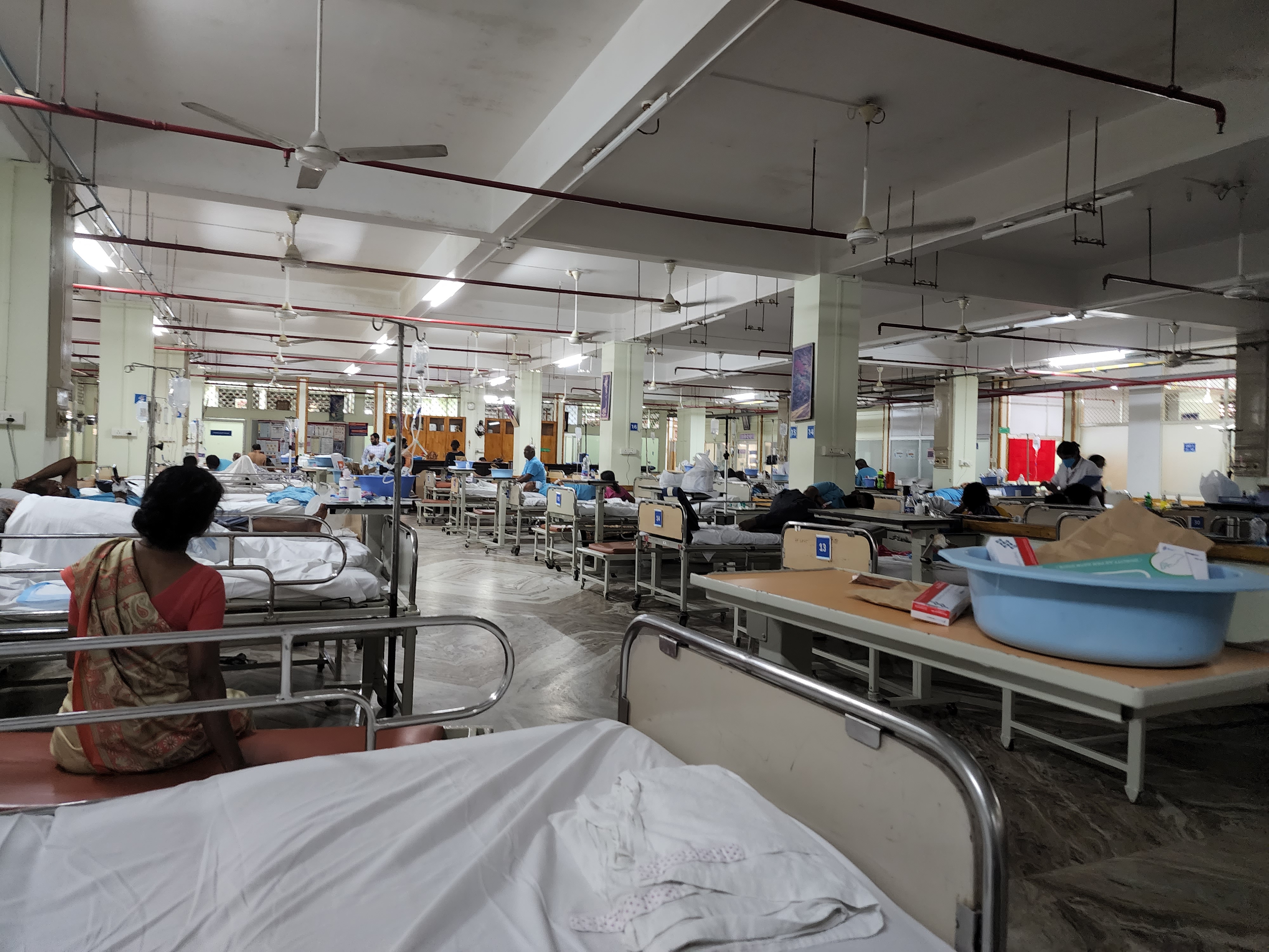 Amrita School of Medicine, Elamkara, Kochi campus view 10