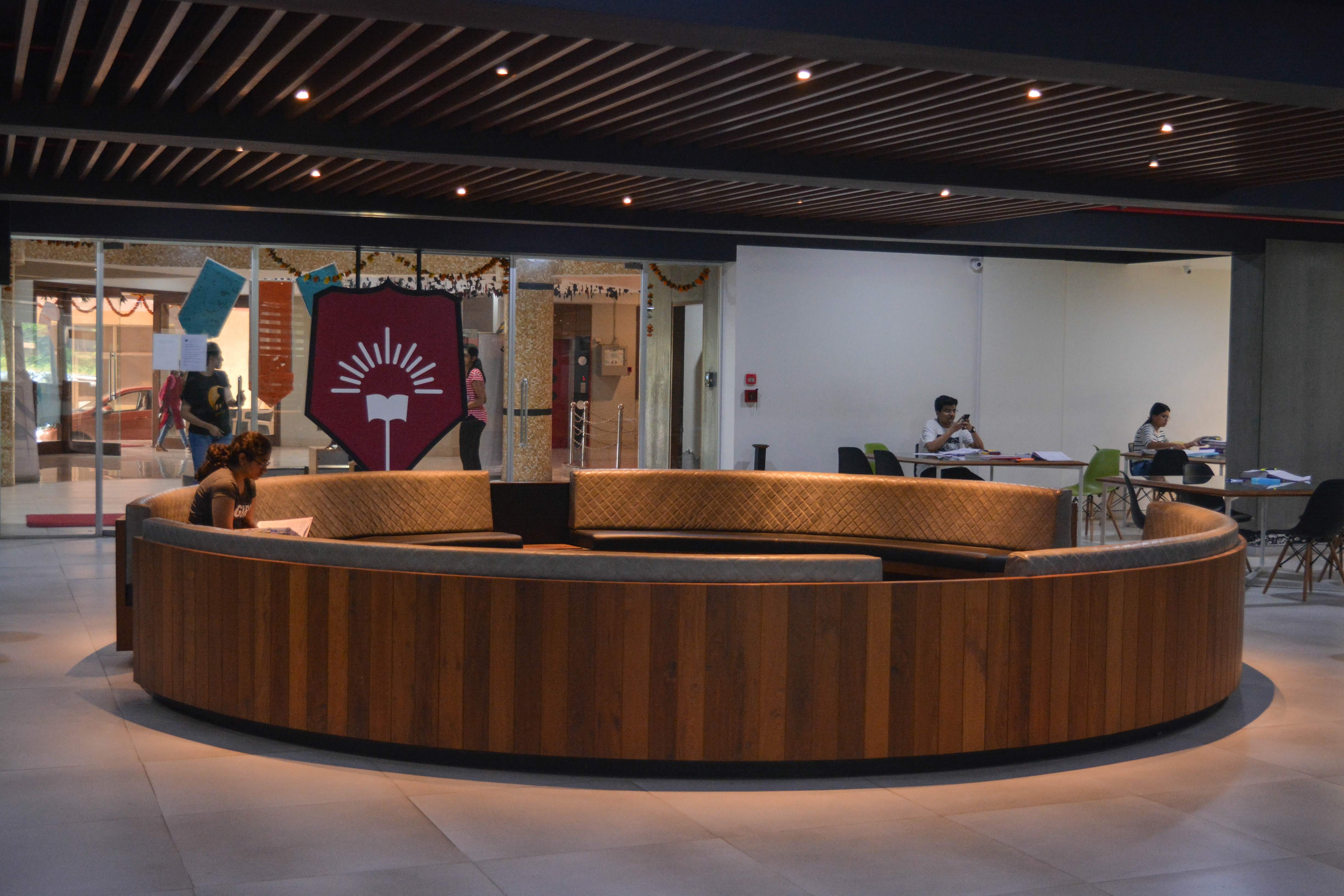 Padmashree Dr. D.Y.Patil Medical College, Navi Mumbai campus view 2