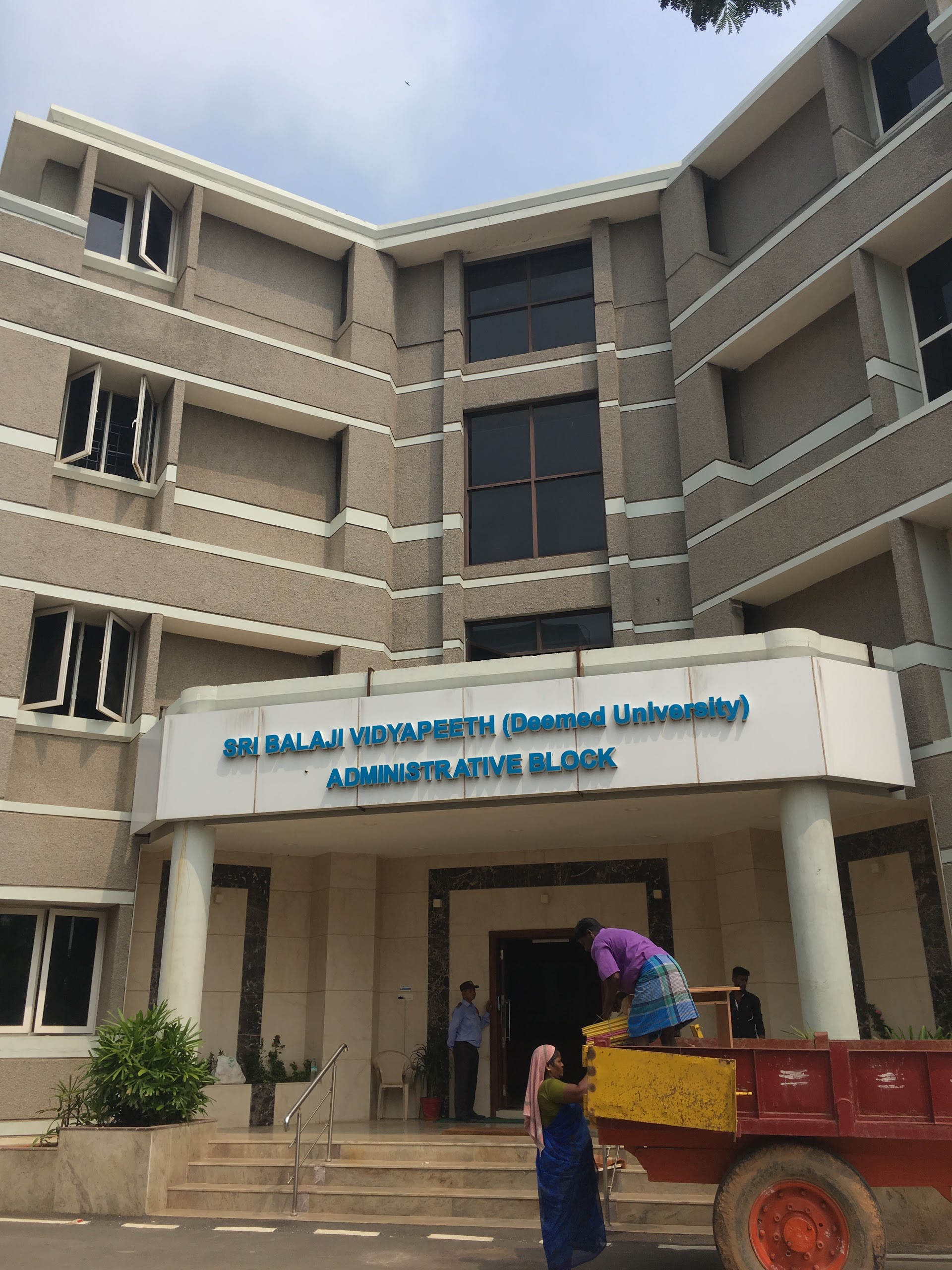 Mahatma Gandhi Medical College & Research Institute, Pondicherry campus view 5