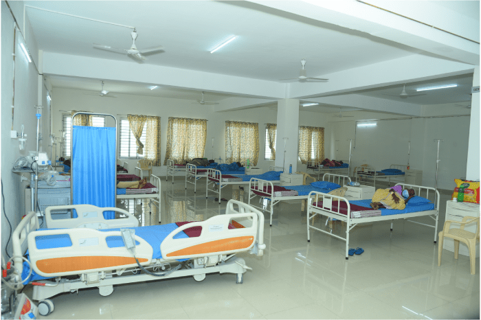 Vels Medical College & Hospital, Tiruvallur campus view 2