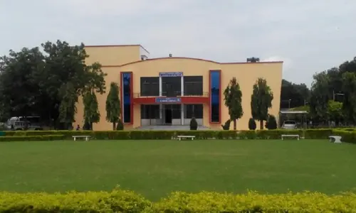 College of Veterinary Science and AH, Anand campus view 1