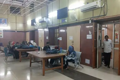 Ayurvedic and Unani Tibbia College- Ayurveda , 
Karol Bagh, Delhi 
 campus view 3