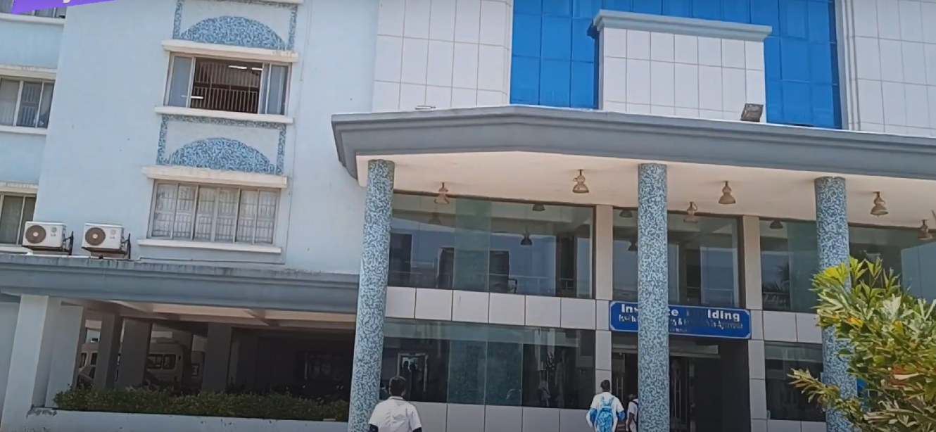 Institute of Teaching Ayurveda, Jamnagar, Gujarat campus view 17