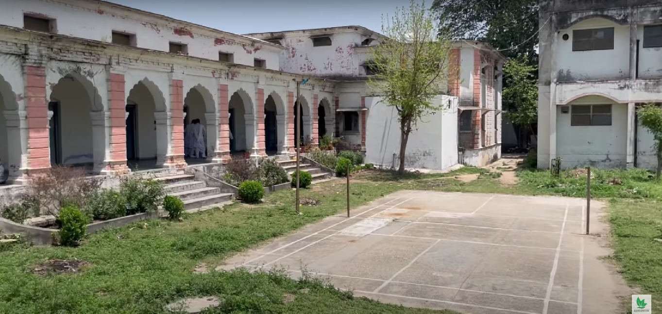 College Campus Image