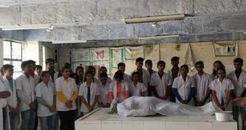 Govt. Ayurved Mahavidyalaya Government Ayurveda College, Vadodara, Gujarat  campus view 4