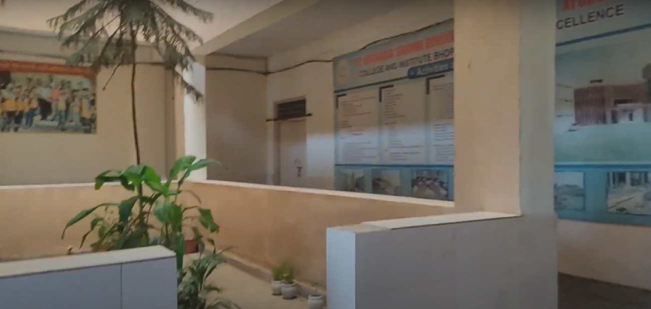 Pt. Khushilal Sharma, Govt Ayurved College, Bhopal ,MP campus view 9